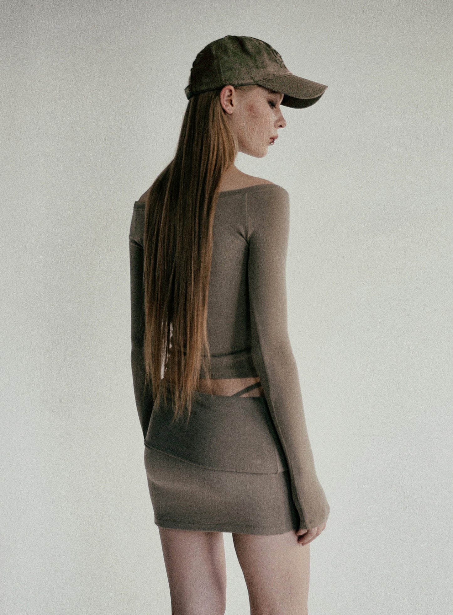 Beyond Soft Off-Shoulder Top - Tobacco