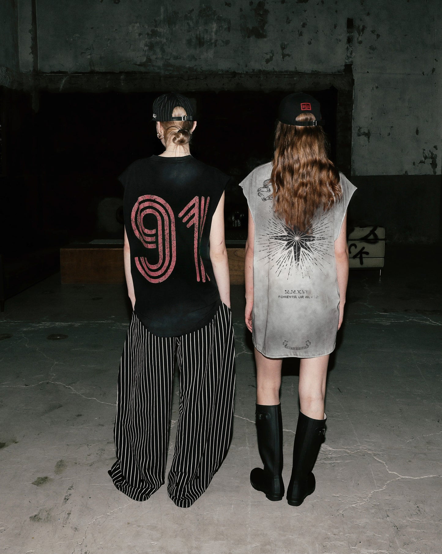 Sun Faded2 Cut Off Tee - Black