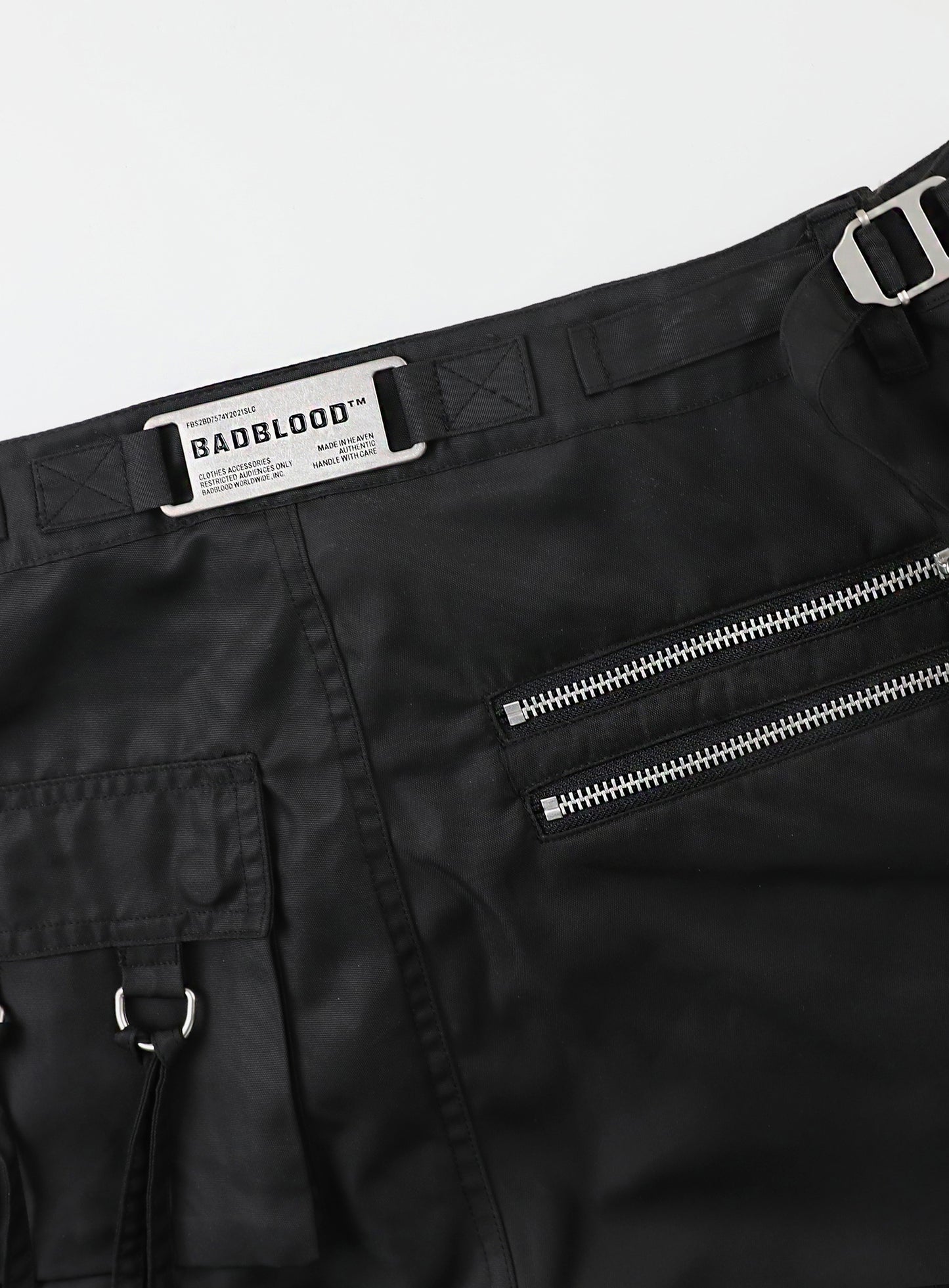 Multi-strap cargo pants - black parachute