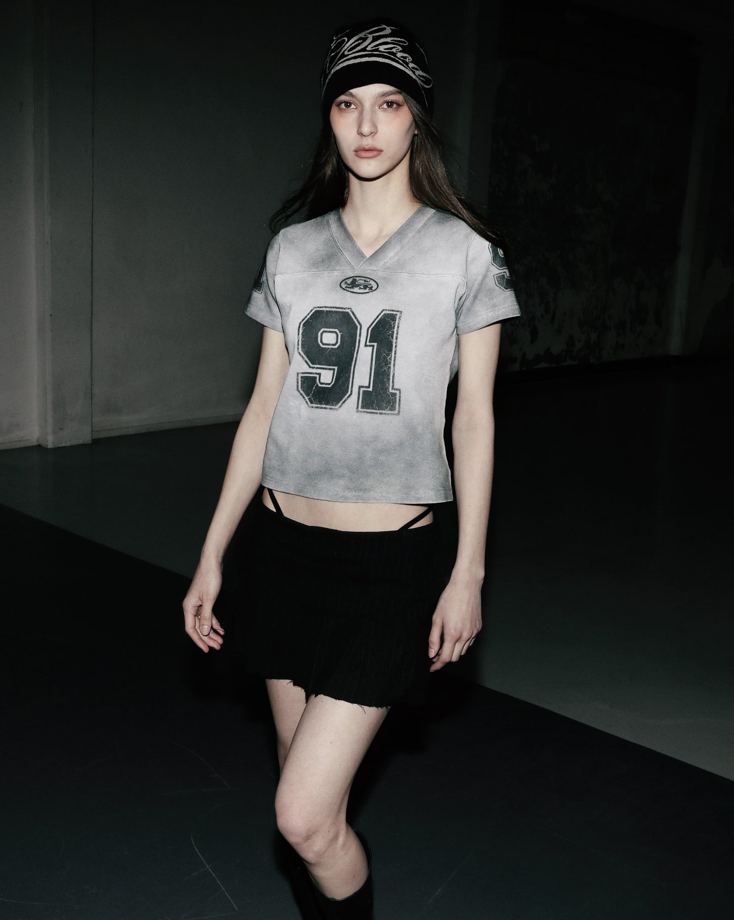 91 Crack Print V-Neck T-Shirt - White