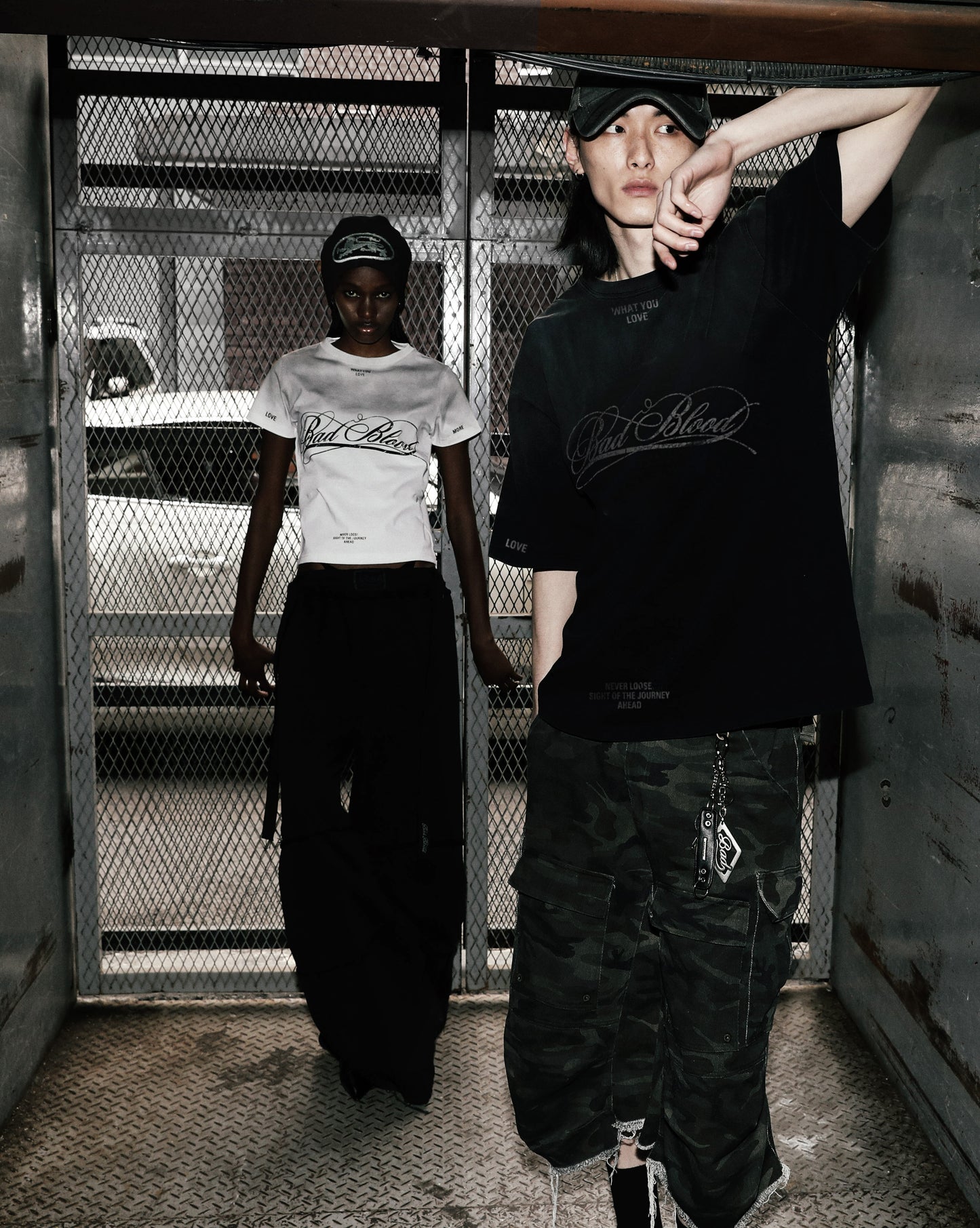 Dark Classic Dusty T-Shirt - Black