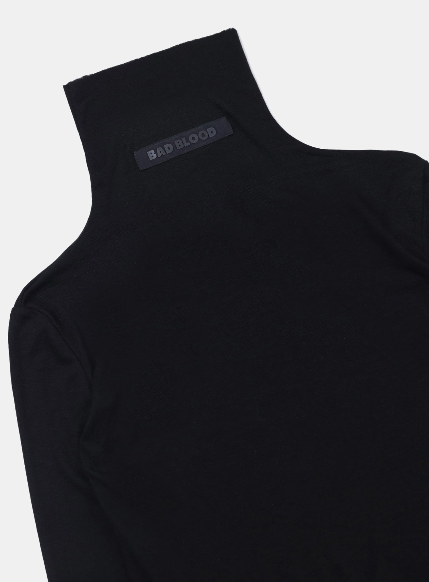 Beyond Soft Light Rollneck Long Sleeve - Black