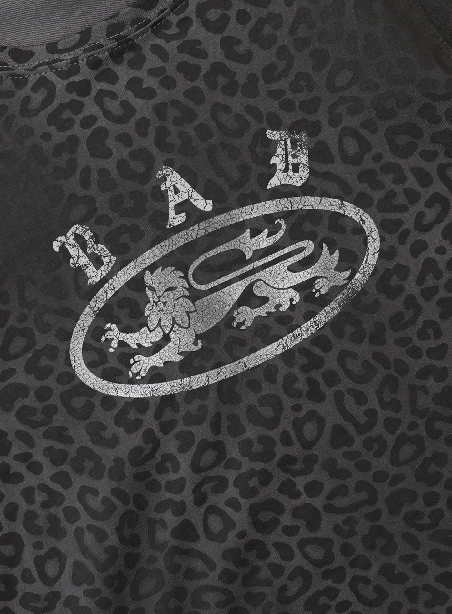 Crack Print T-Shirt - Black Leopard