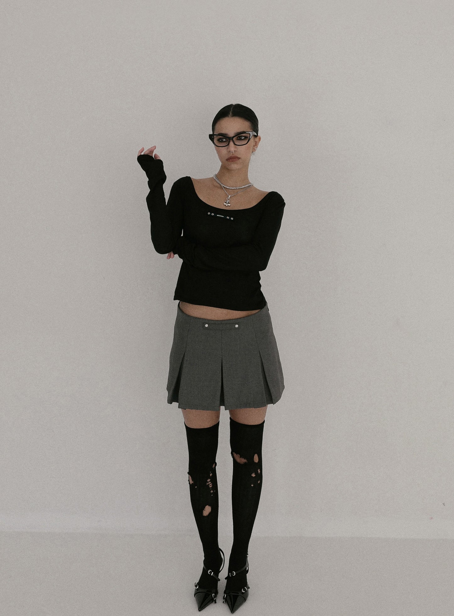 Nikki loose fit top - black