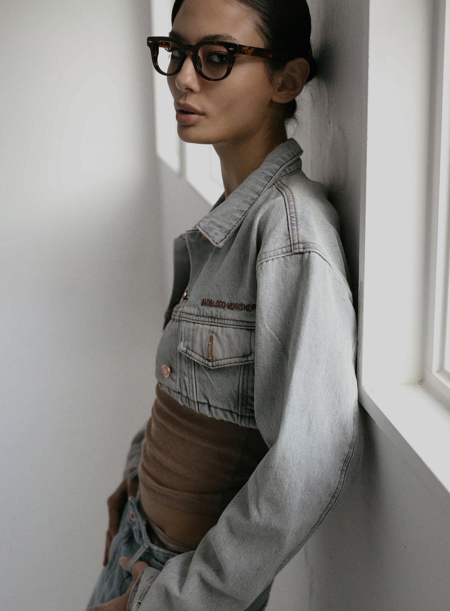 Extra Crop Denim Trucker Jacket - Mid Blue