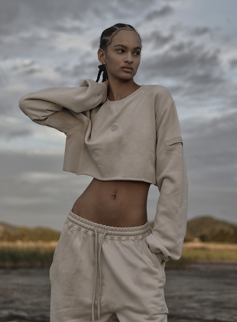 Old Effect Crop Sweatshirt - Studio