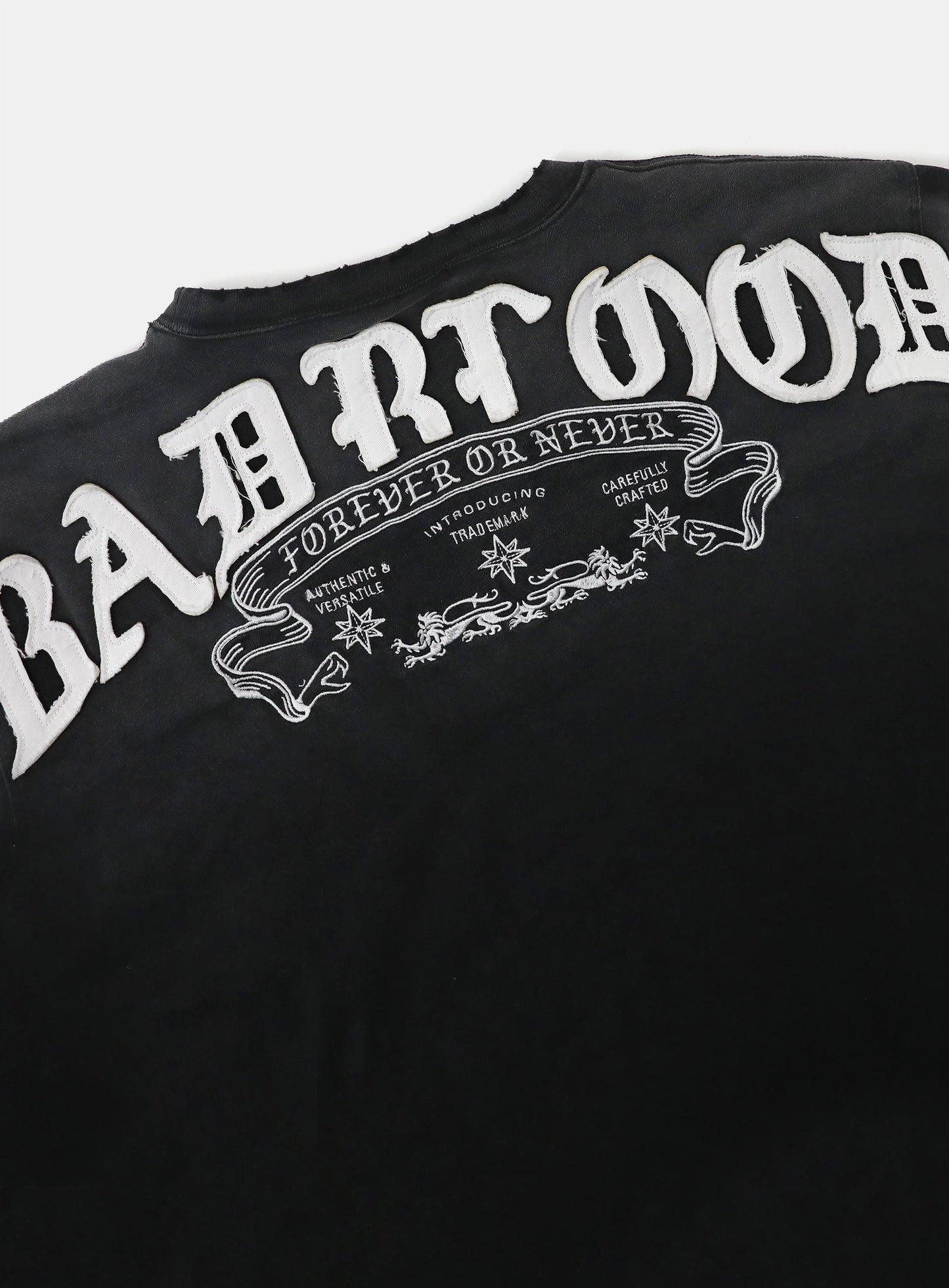 [w-tee25-197] Mystic Capsule Logo Patch Long Sleeve – Black