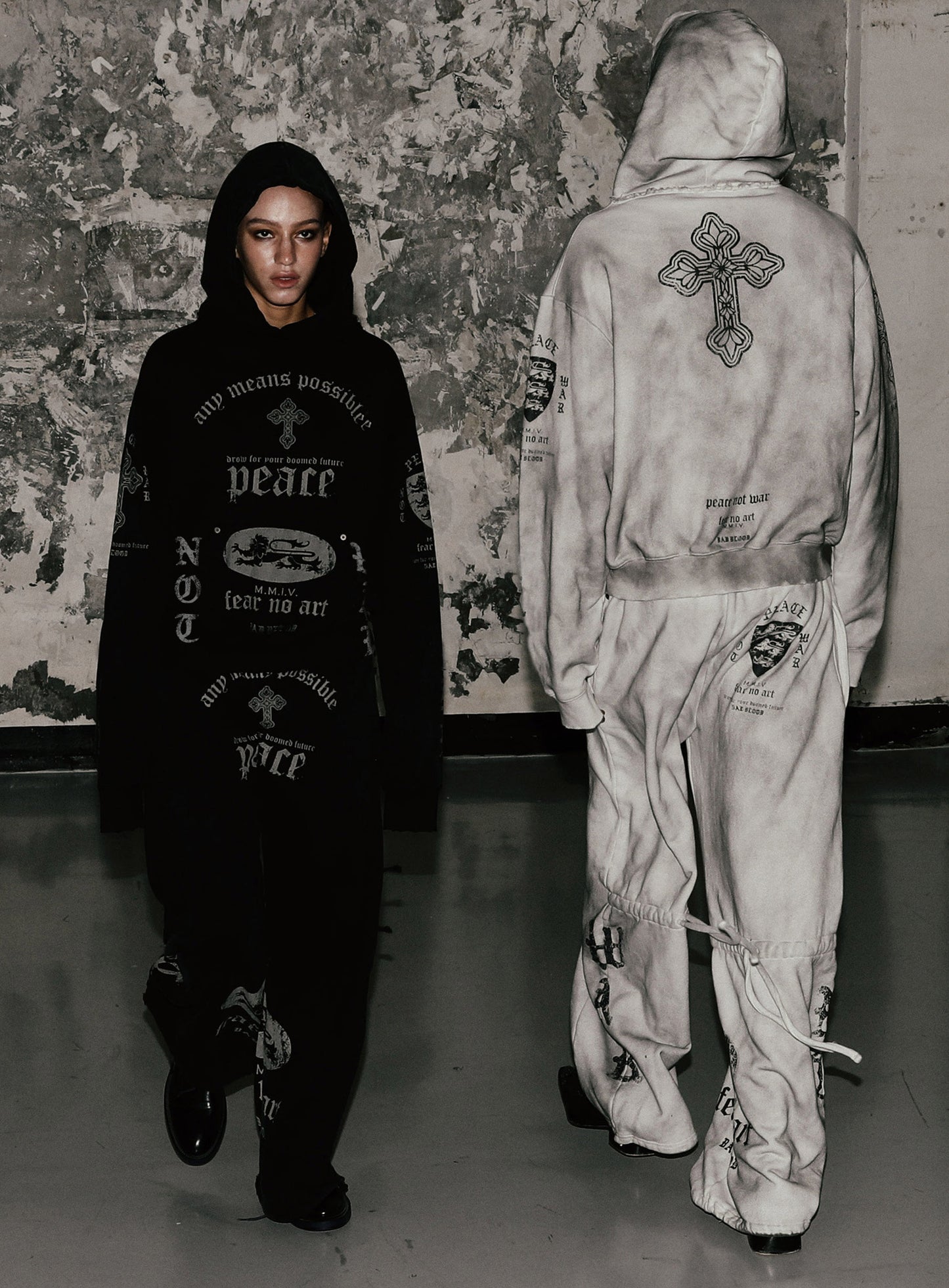 PEACE NOT WAR Jogger - Dusty White