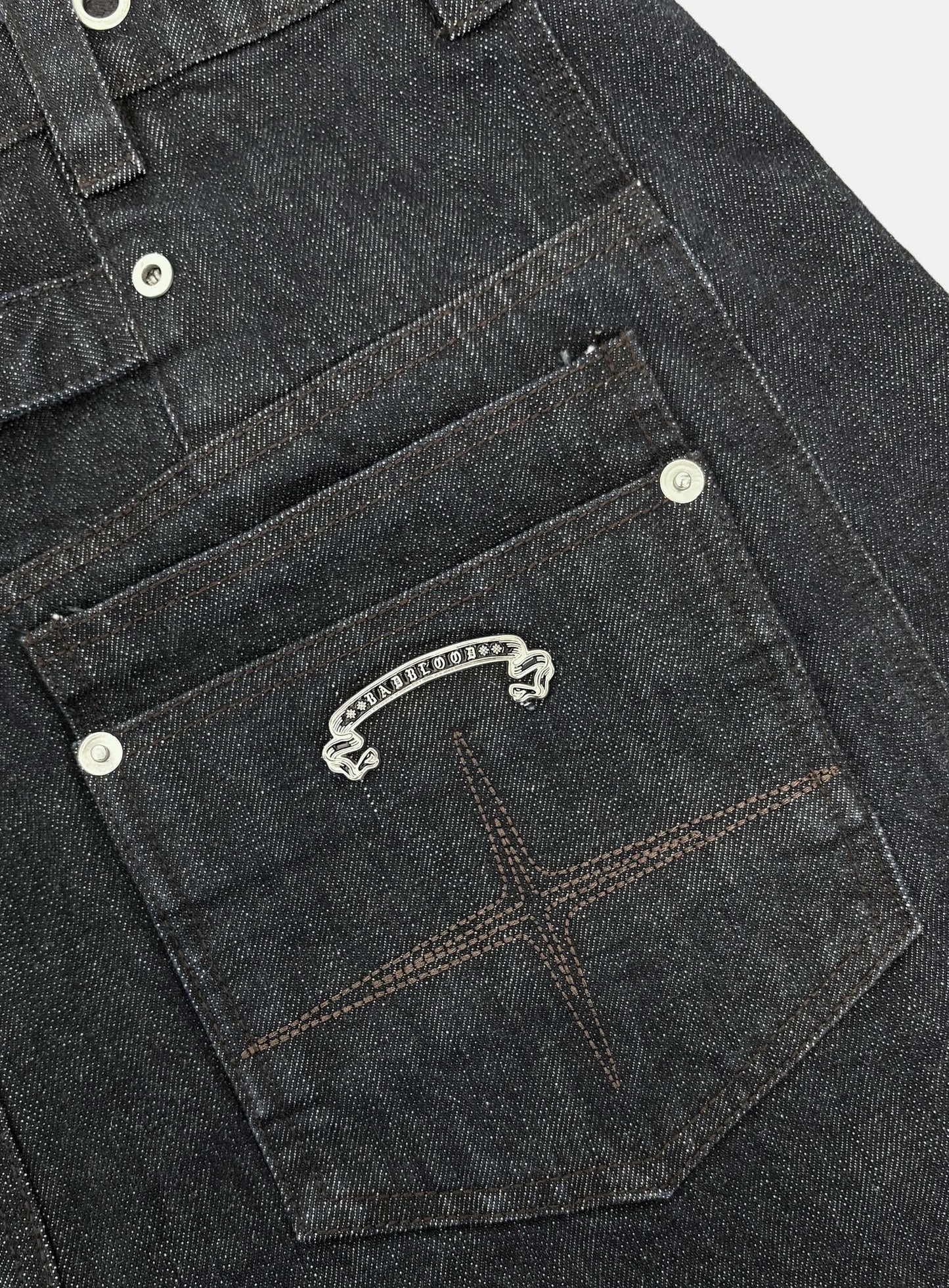 [w-pts26-063] Selvedge Cinch-Back Curved Fit Pants - Black