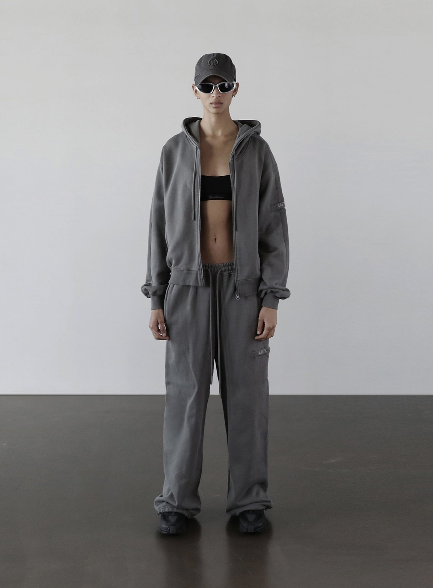 Old Effect Super Wide Trousers - Sleet Gray