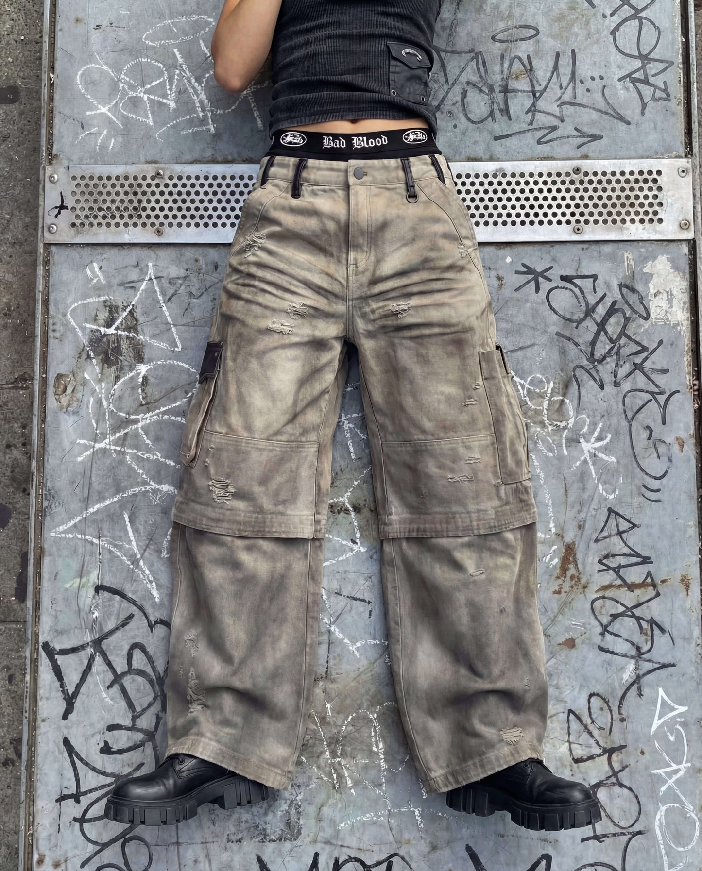 [w-pts25-113] Distressed Convertible Cargo Pants - Beige