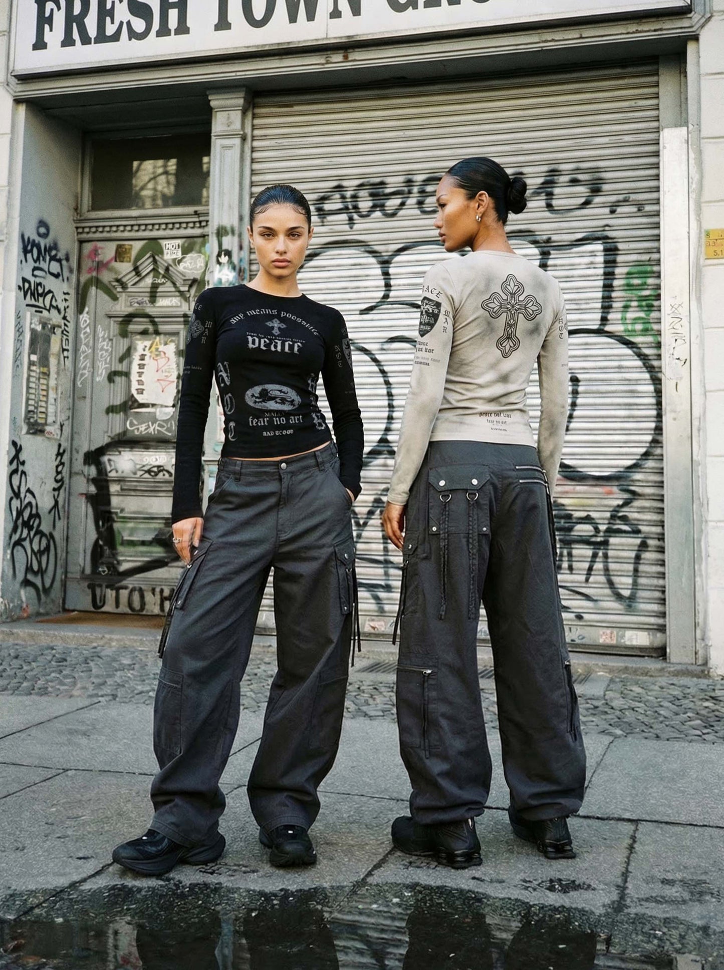 [w-pts26-064] Strap Semi-Curved Fit Cargo Pants - Charcoal