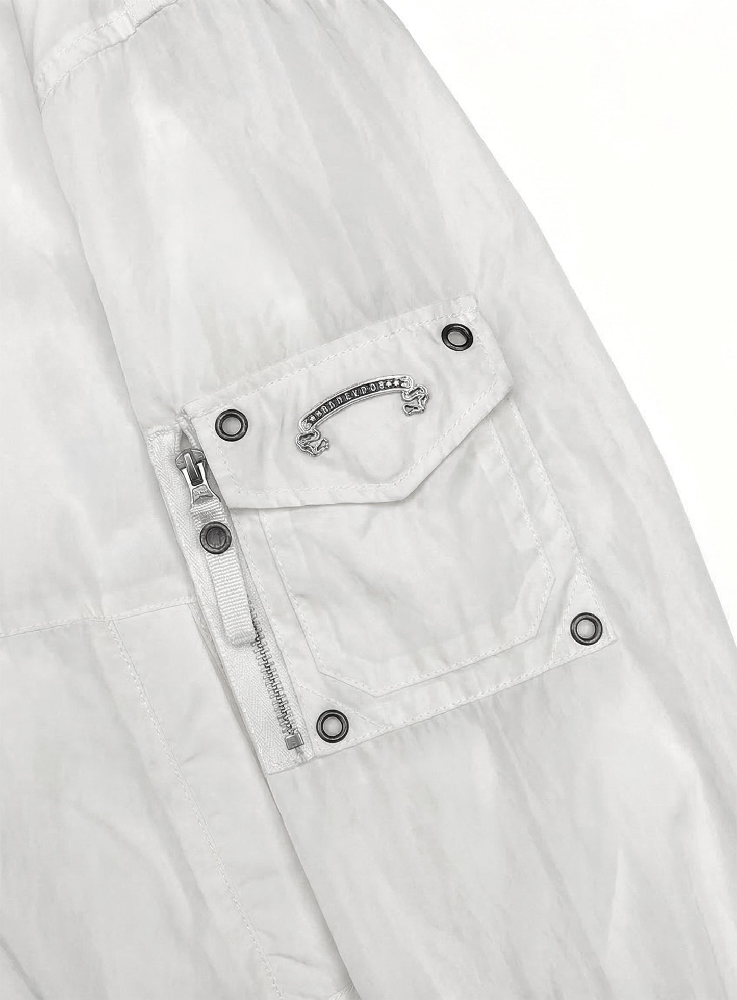 [w-jkt26-031] Viper91 Nylon Hooded Windbreaker - White