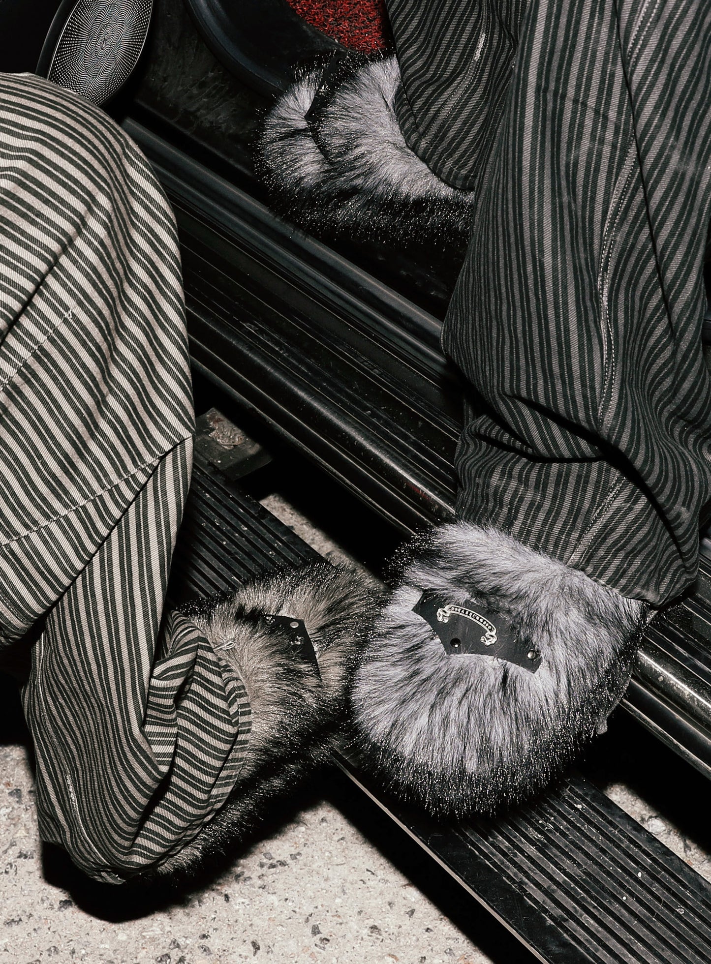 [w-sho25-003] Viper Fur Blooper - Silver Fox