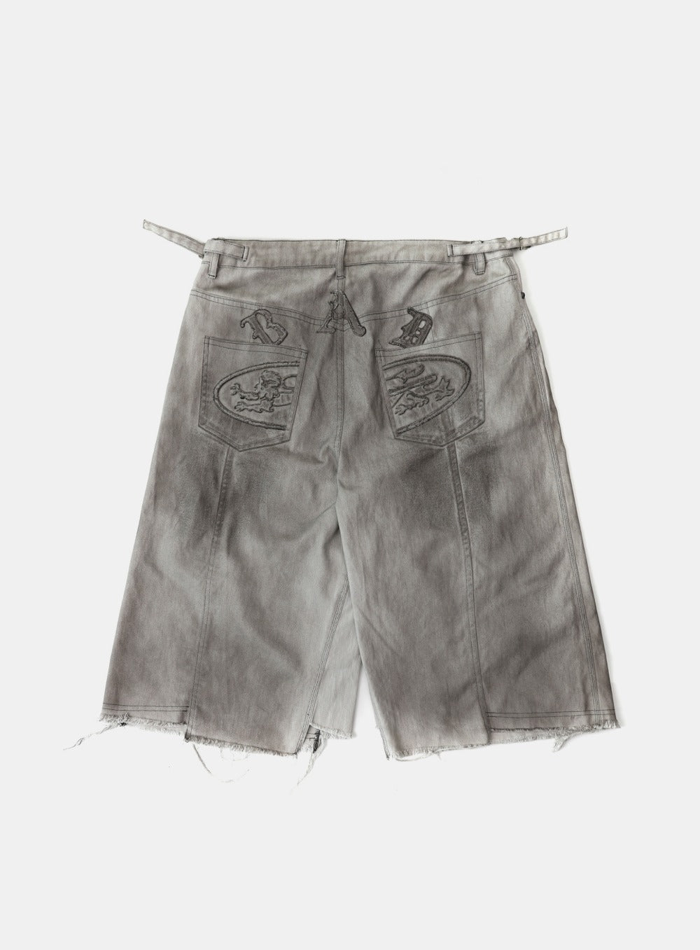 Lion Patch Bermuda Denim Pants - Mud White