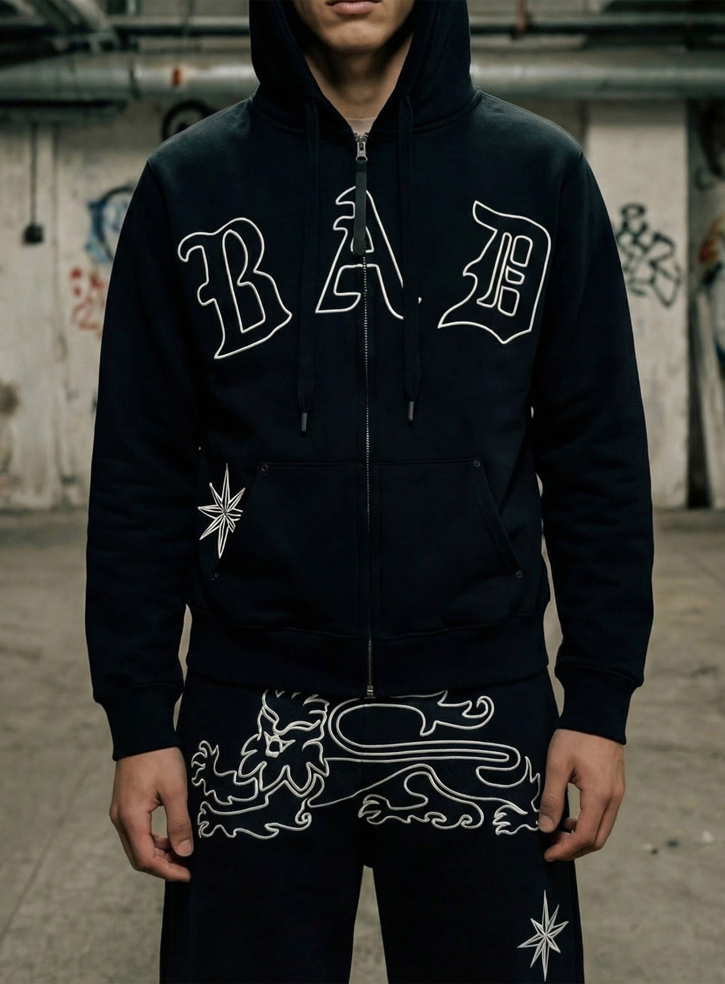 [w-jkt26-001] Titan Stroke Zip-Up Hoodie - Black