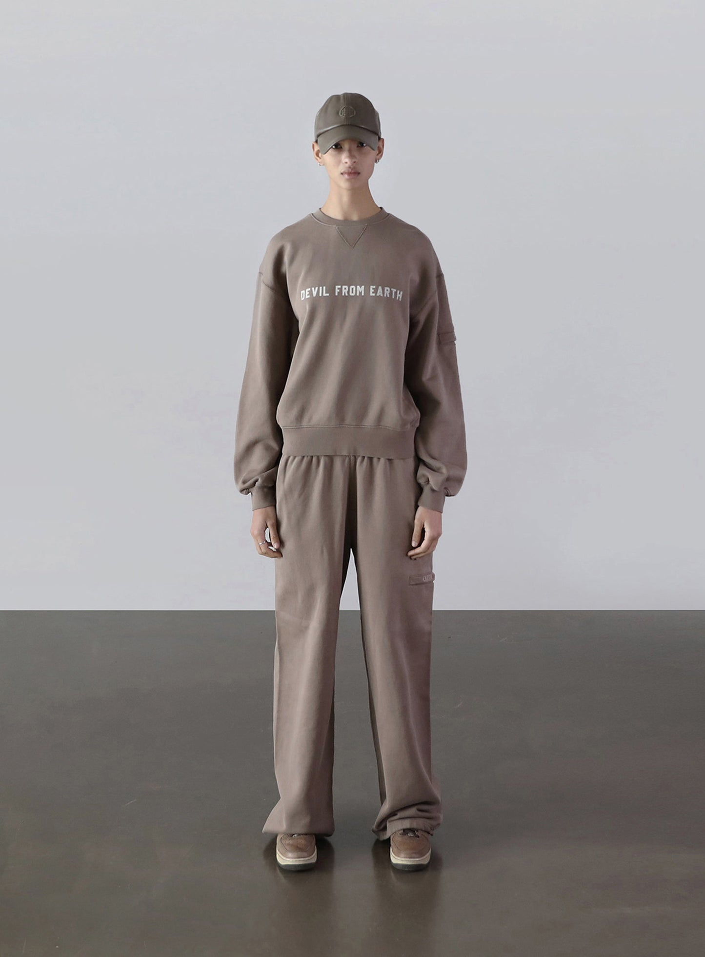 Super Wide 2 Way Jogger - Low Rise - Taupe