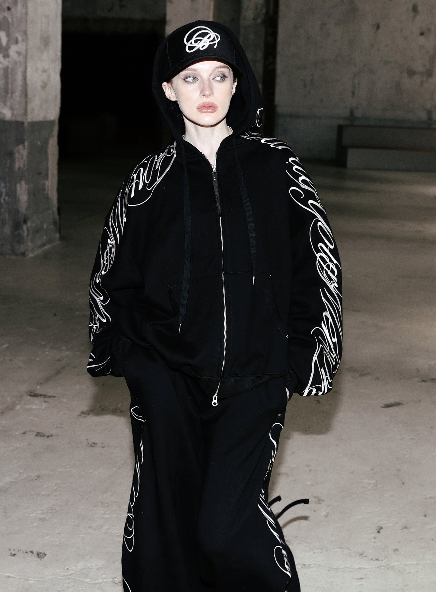 Dark Classic MYM 2-Way Curved Jogger Trousers - Black