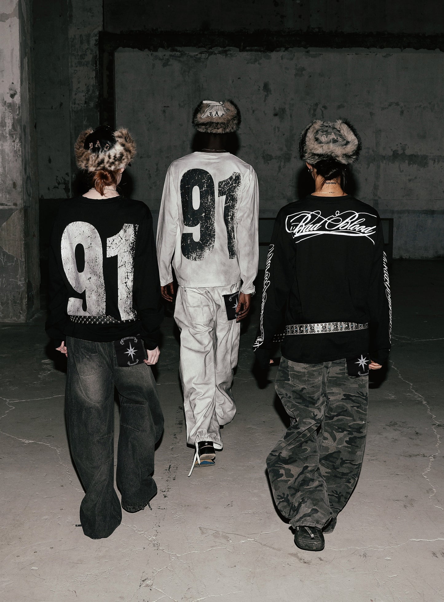 KEEP SLEEPING Long Sleeve - Dusty Black