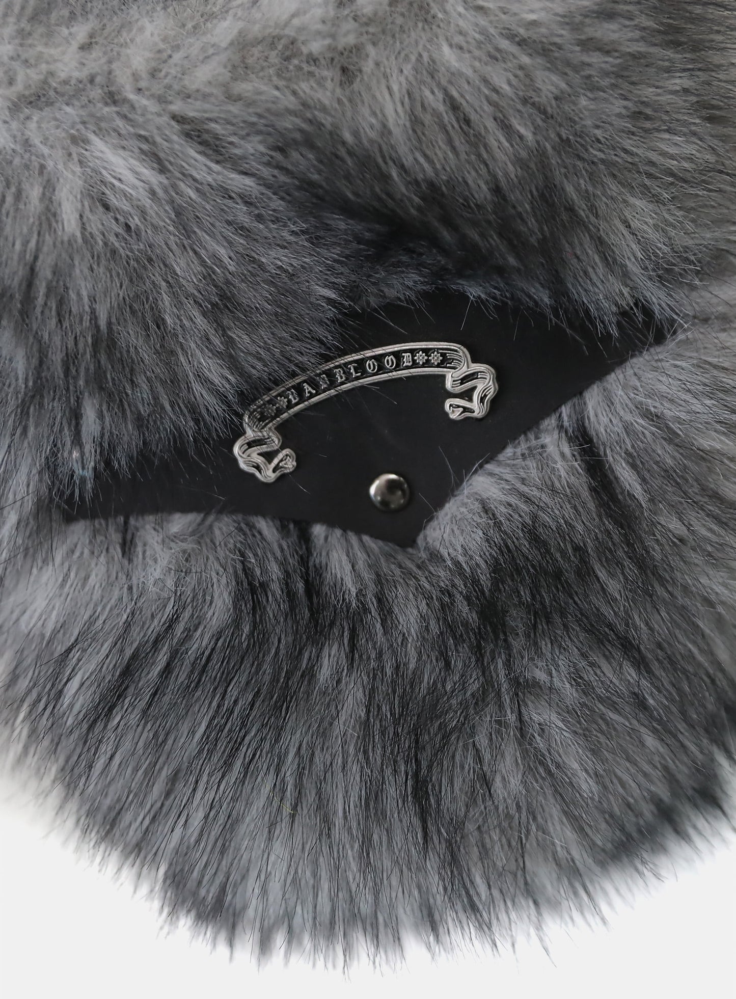 [w-sho25-003] Viper Fur Blooper - Silver Fox