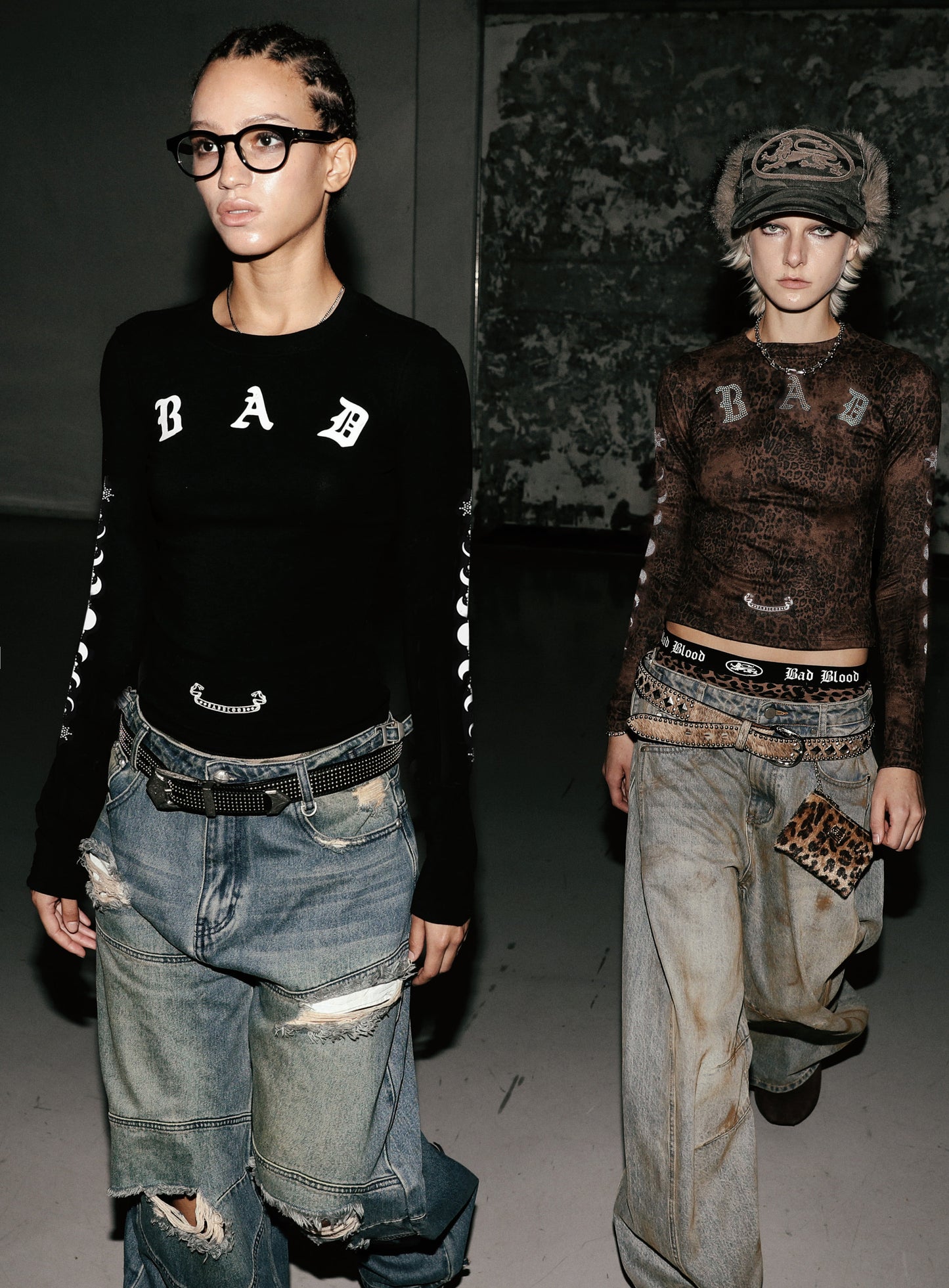 Mystic Rhinestone Logo Jersey Slim Long Sleeve - Black