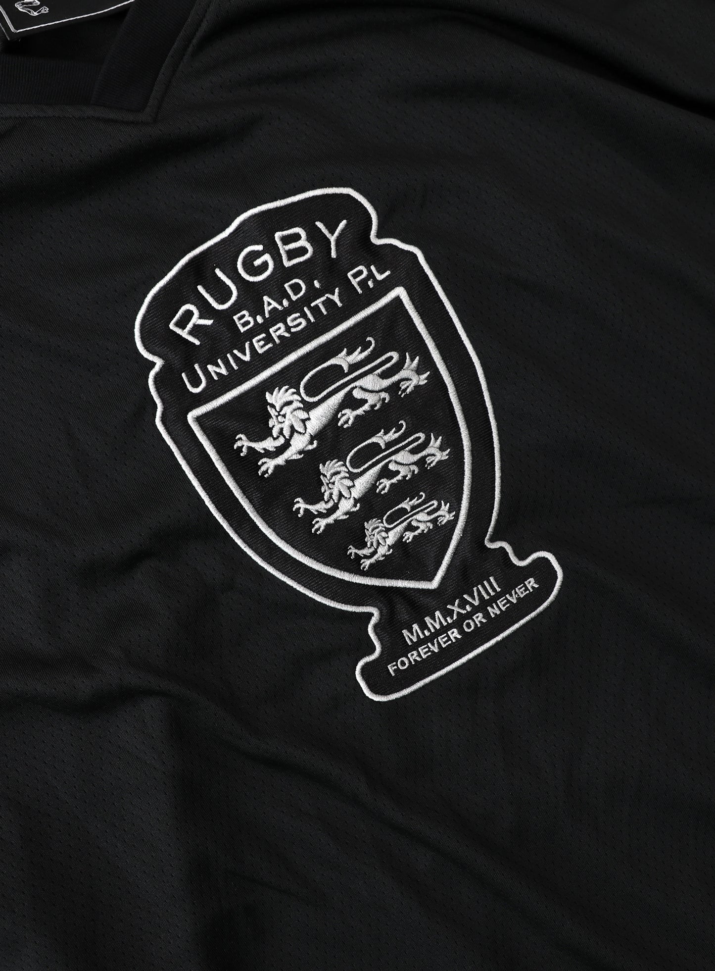 Shield M Contrast V-Neck Jersey Long Sleeve - Black