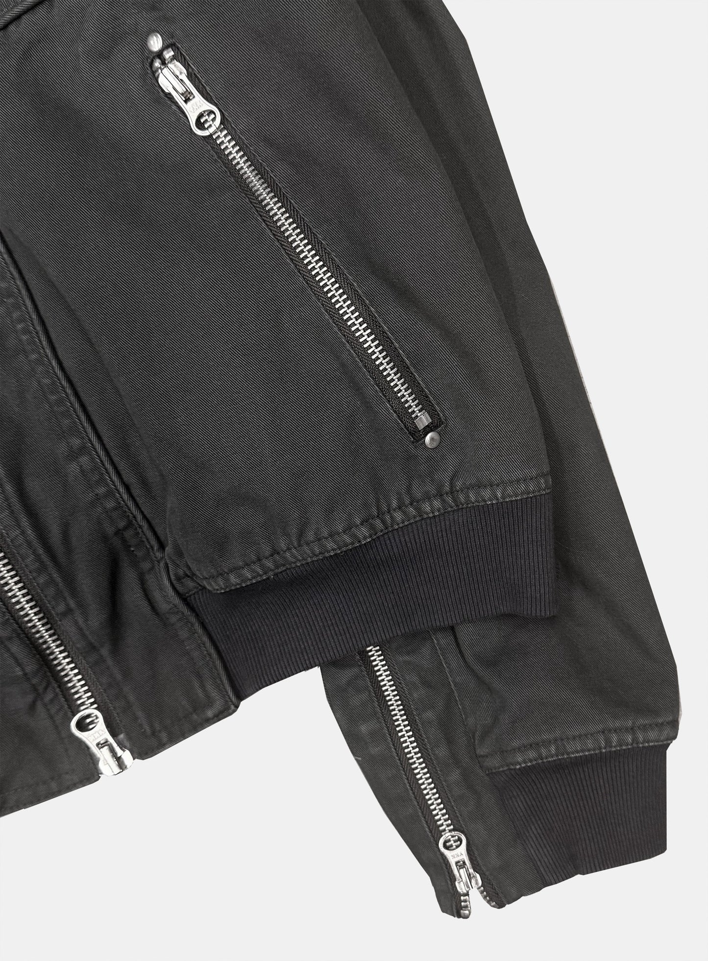 [w-jkt25-066] Daytona High-Neck Strap Bomber Jacket - Washed Black