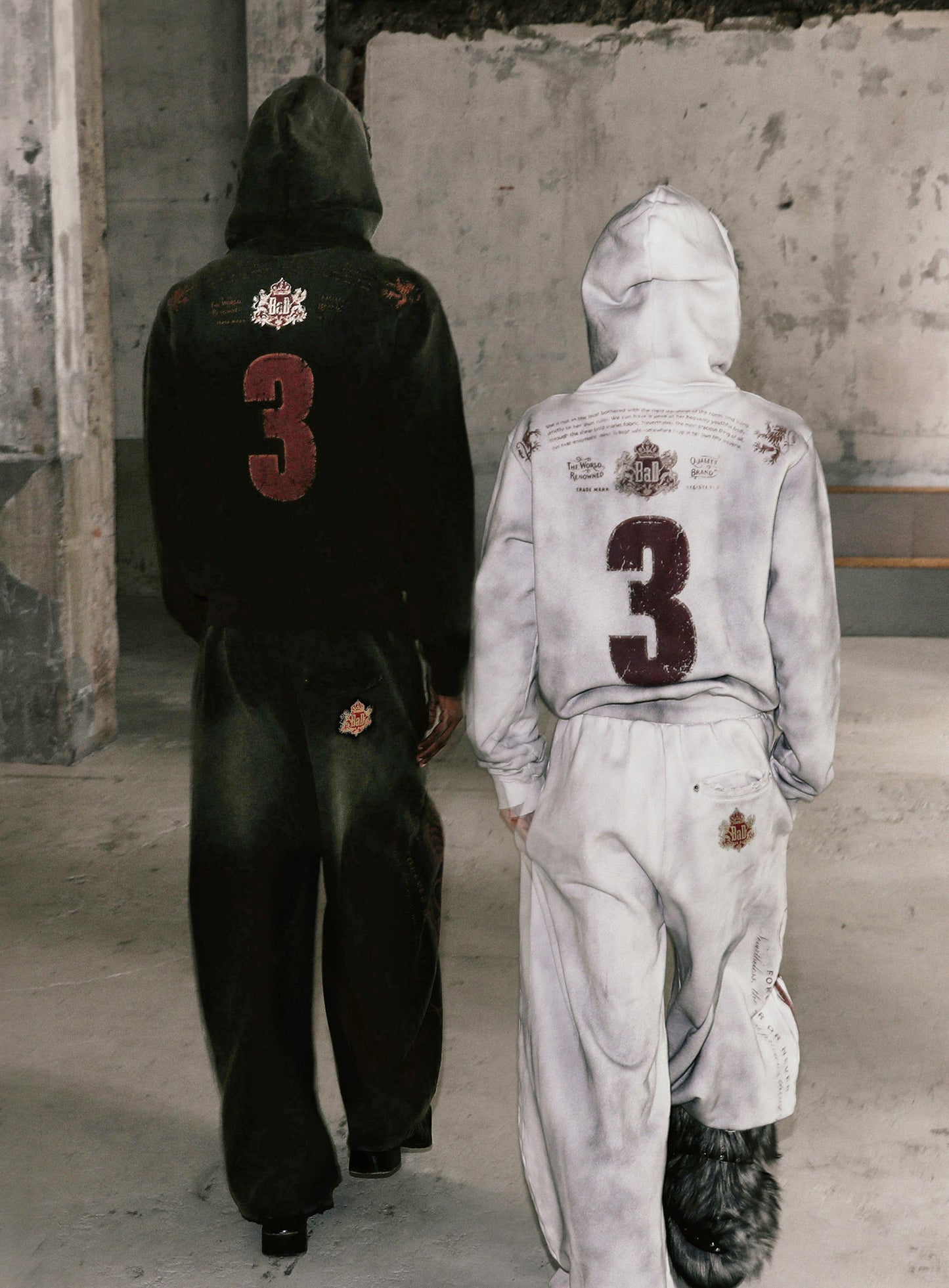 Royal Classic Distressed 2-Way Curved Jogger Trousers - Black