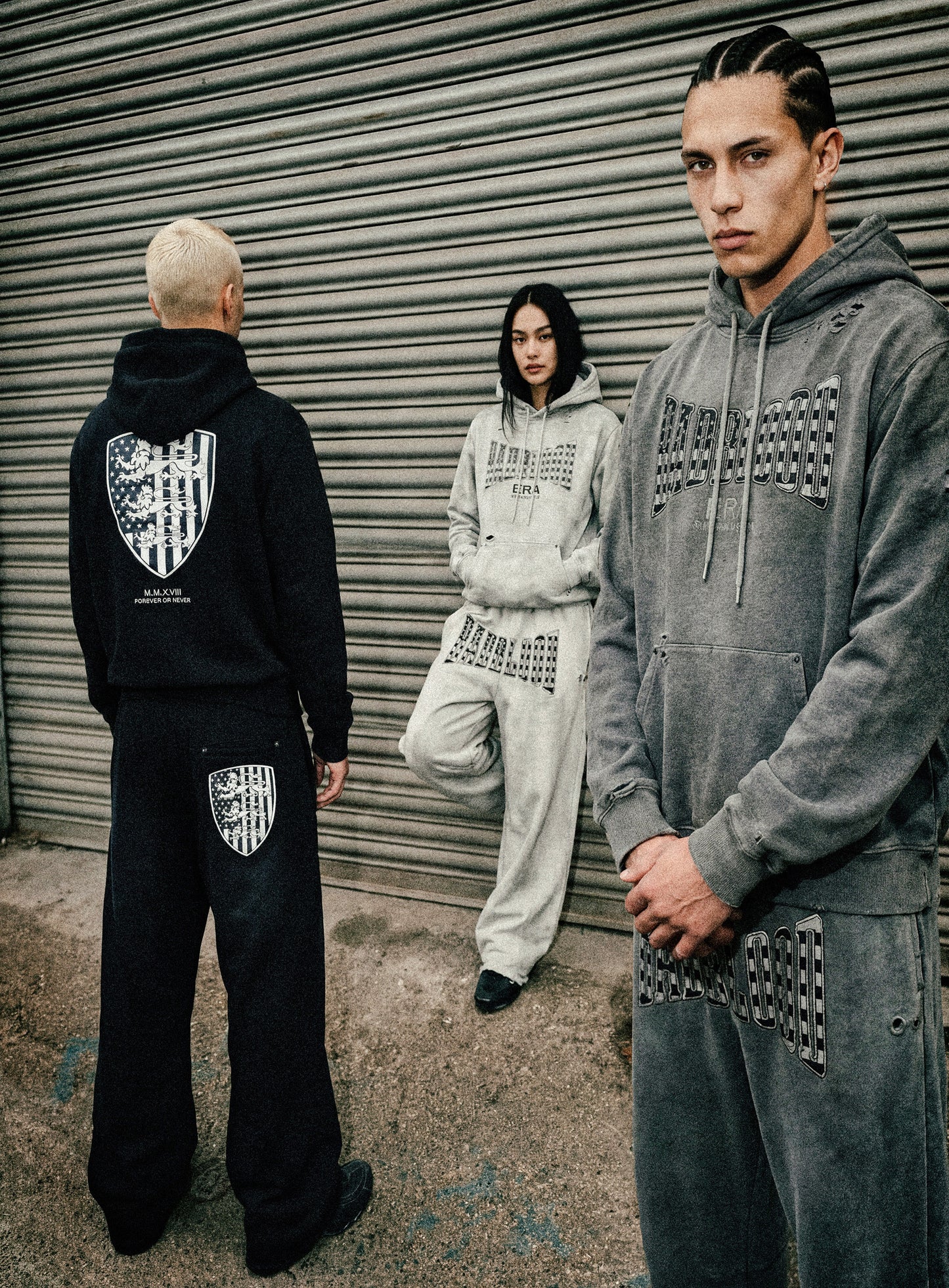 [w-hde25-091] Shield Old Glory Hood - Dusty Gray