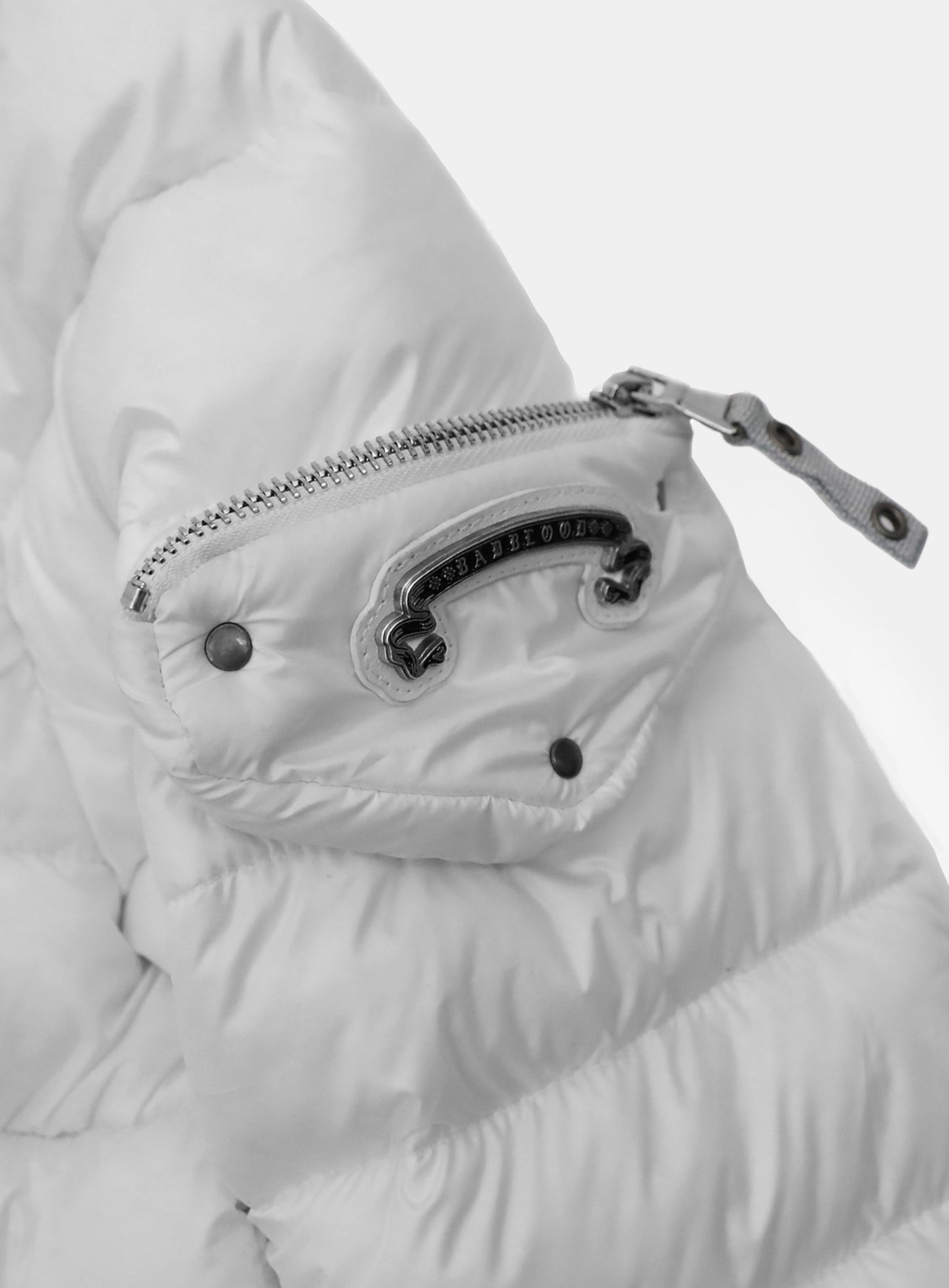 [w-jkt25-060] Viper 31-1 Lightweight Hooded Puffer - White