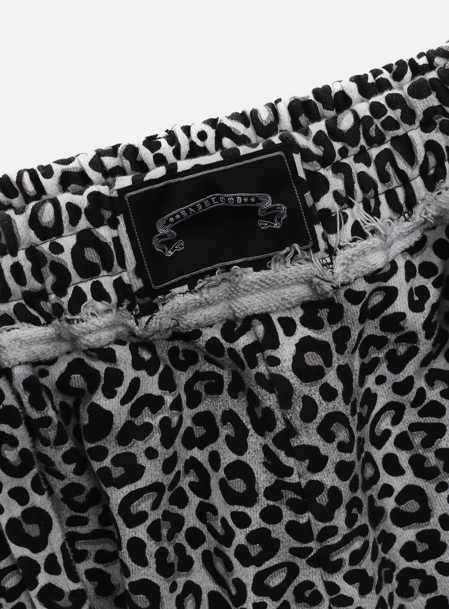 [w-pts25-096] Low Edge Convex Jogger - White Leopard