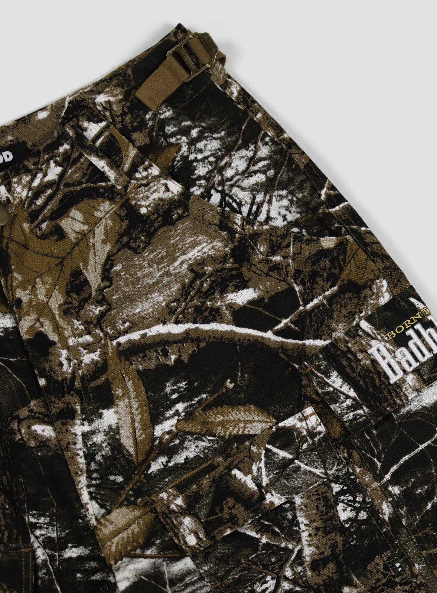 Alpha 3 Bermuda Pants - Realtree