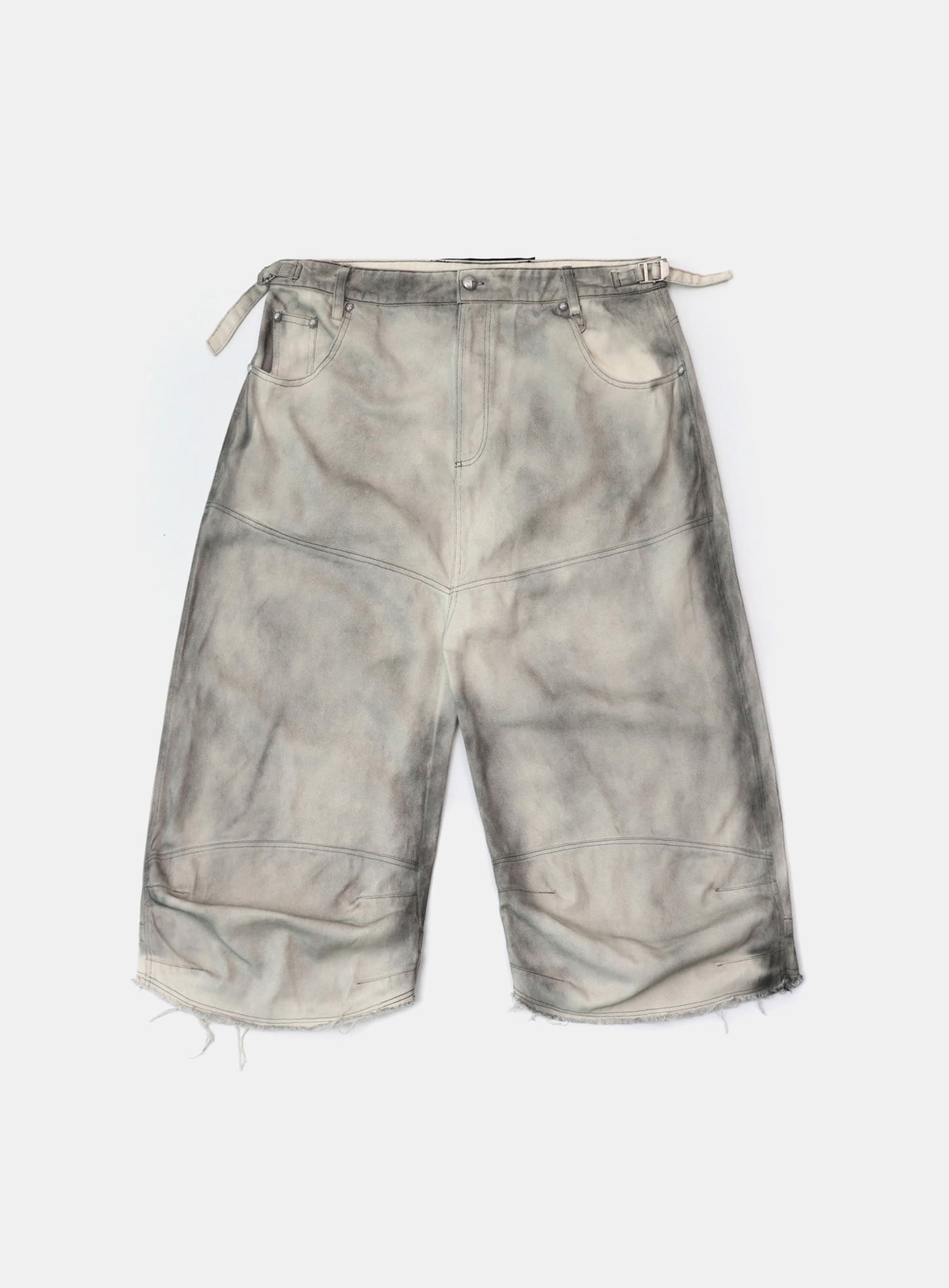 Cosmo Patch Convex Bermuda Pants - Washed White