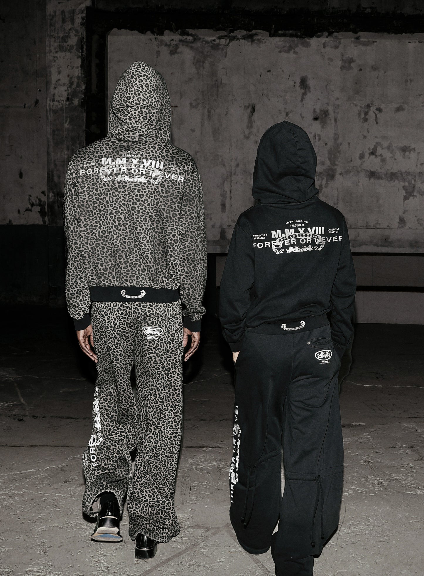 Viper Logo 2-Way Curved Jogger Trousers - Black Leopard