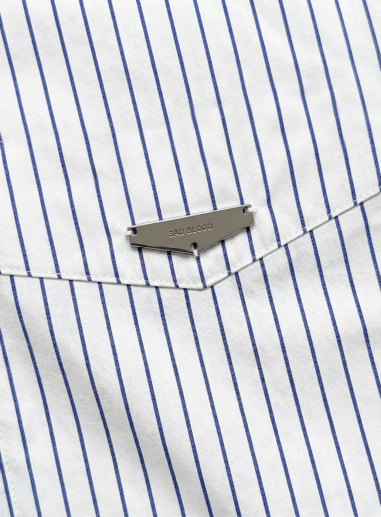 [w-sht26-006] Uniform Classic Slim-Fit Dress Shirt - White Stripe