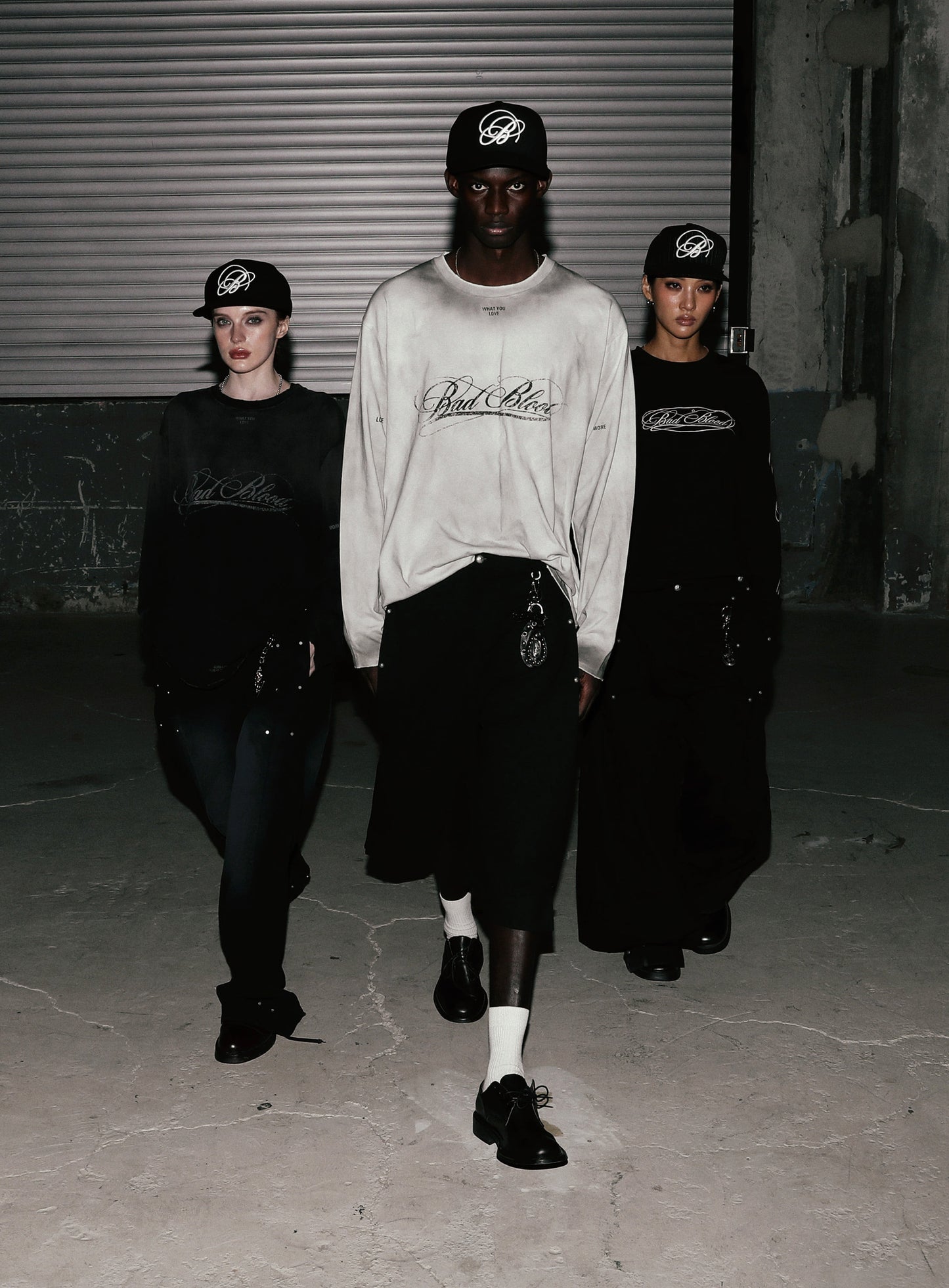 Dark Classic Long Sleeve - Dusty White