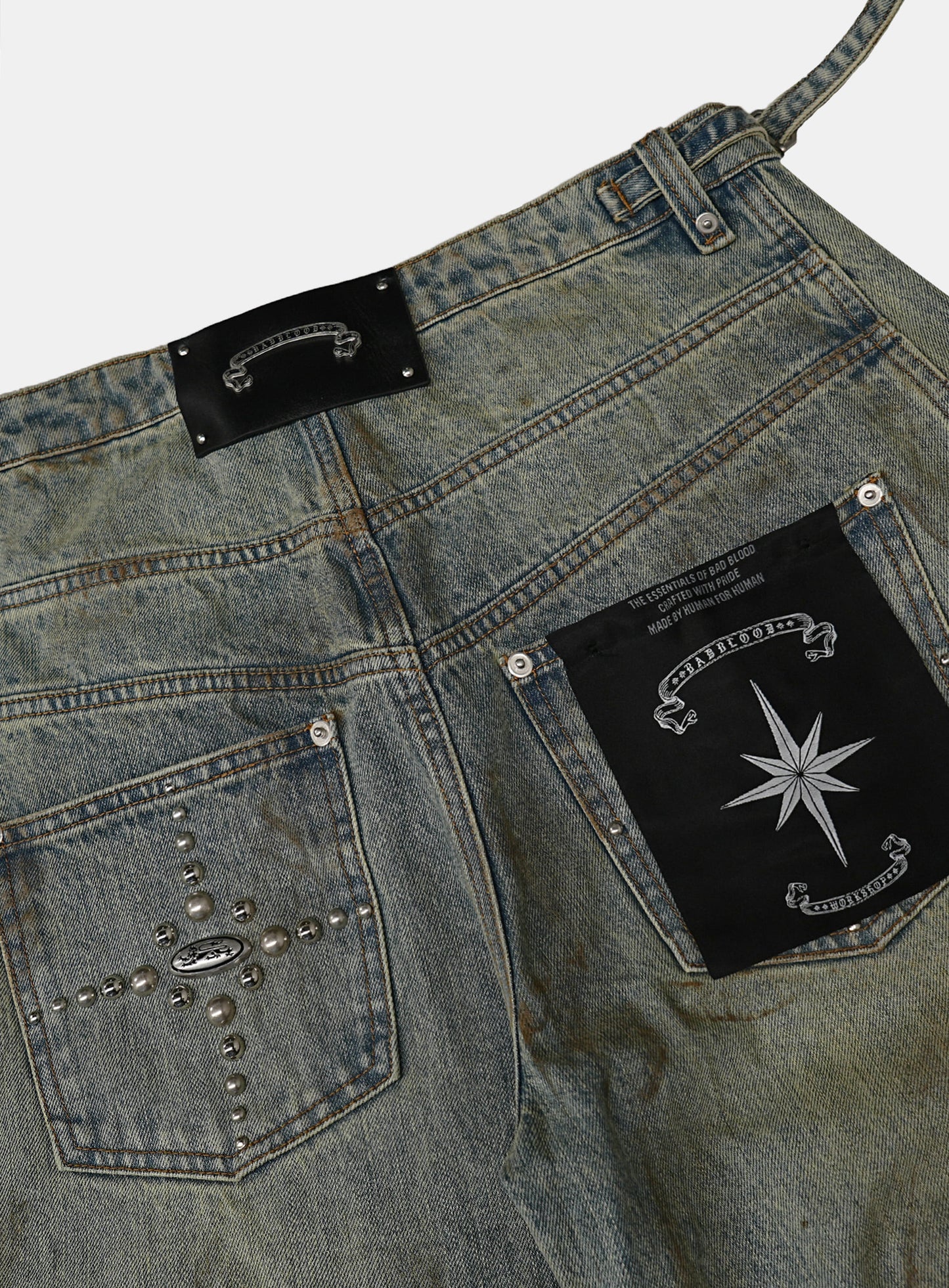 [w-pts26-009] Star-Studded Barrel Jeans - Light Blue