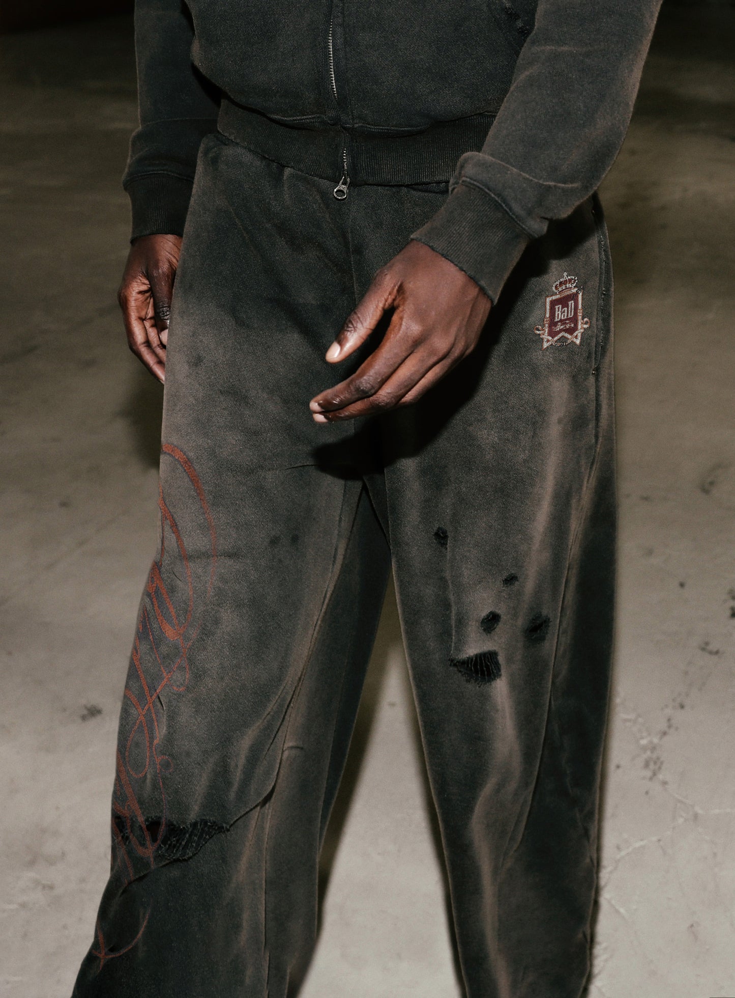 Royal Classic Distressed 2-Way Curved Jogger Trousers - Black