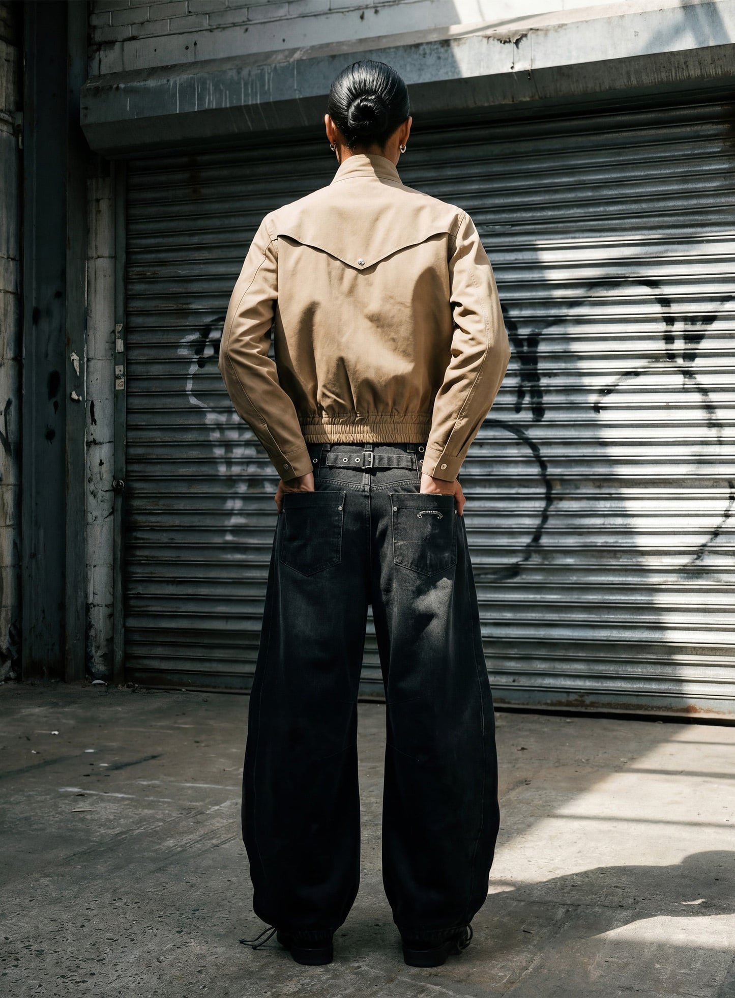 [w-pts25-127] 0519 Shinchiback Curved Pants - Charcoal Brown Denim