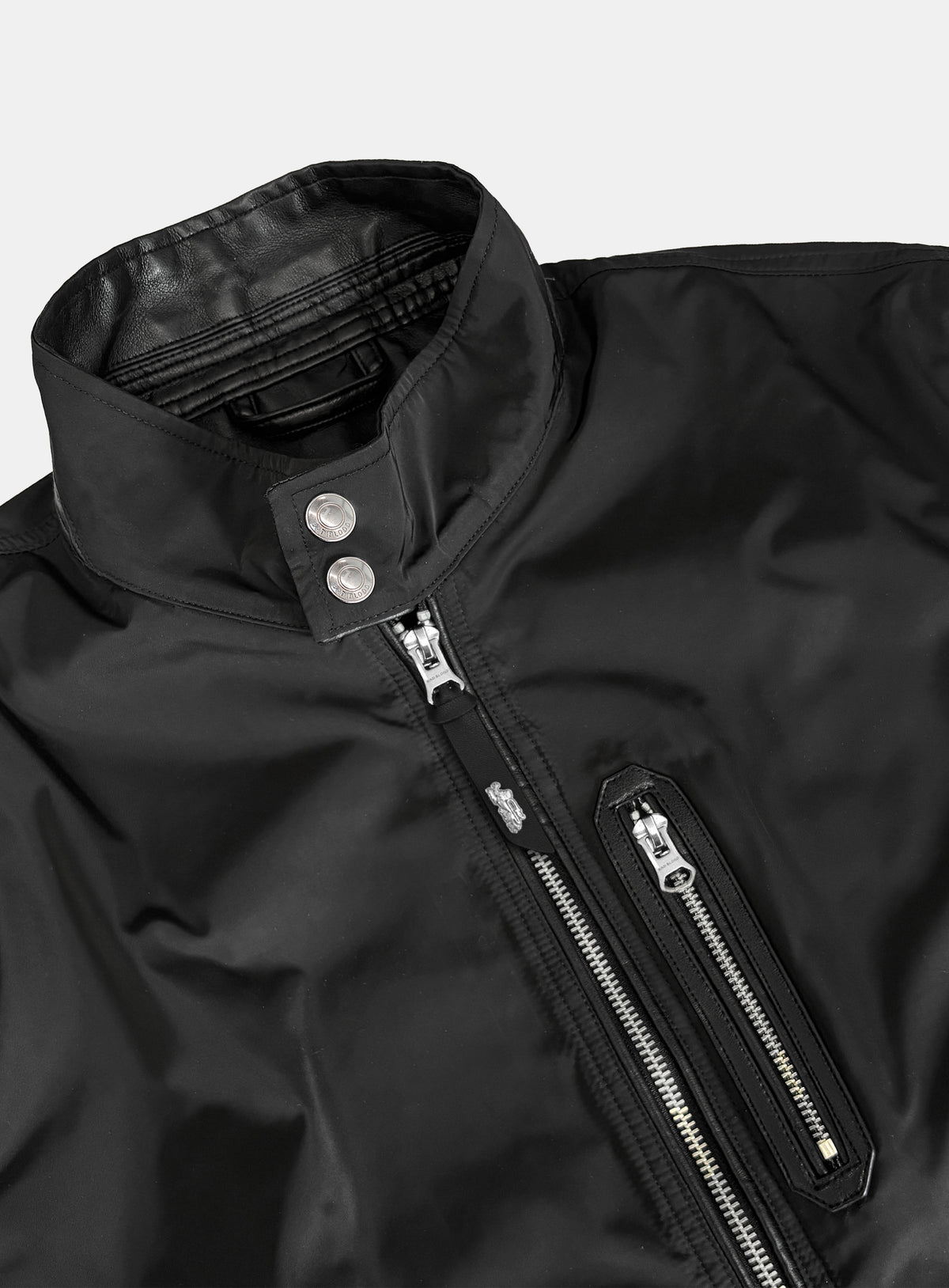 [w-jkt26-037] Contour Technical Leather Panel High-Neck Jacket - Black