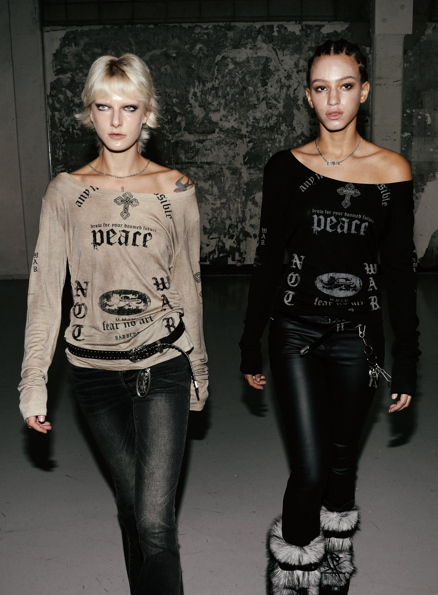 PEACE NOT WAR Loose Fit Tee - Dusty Beige