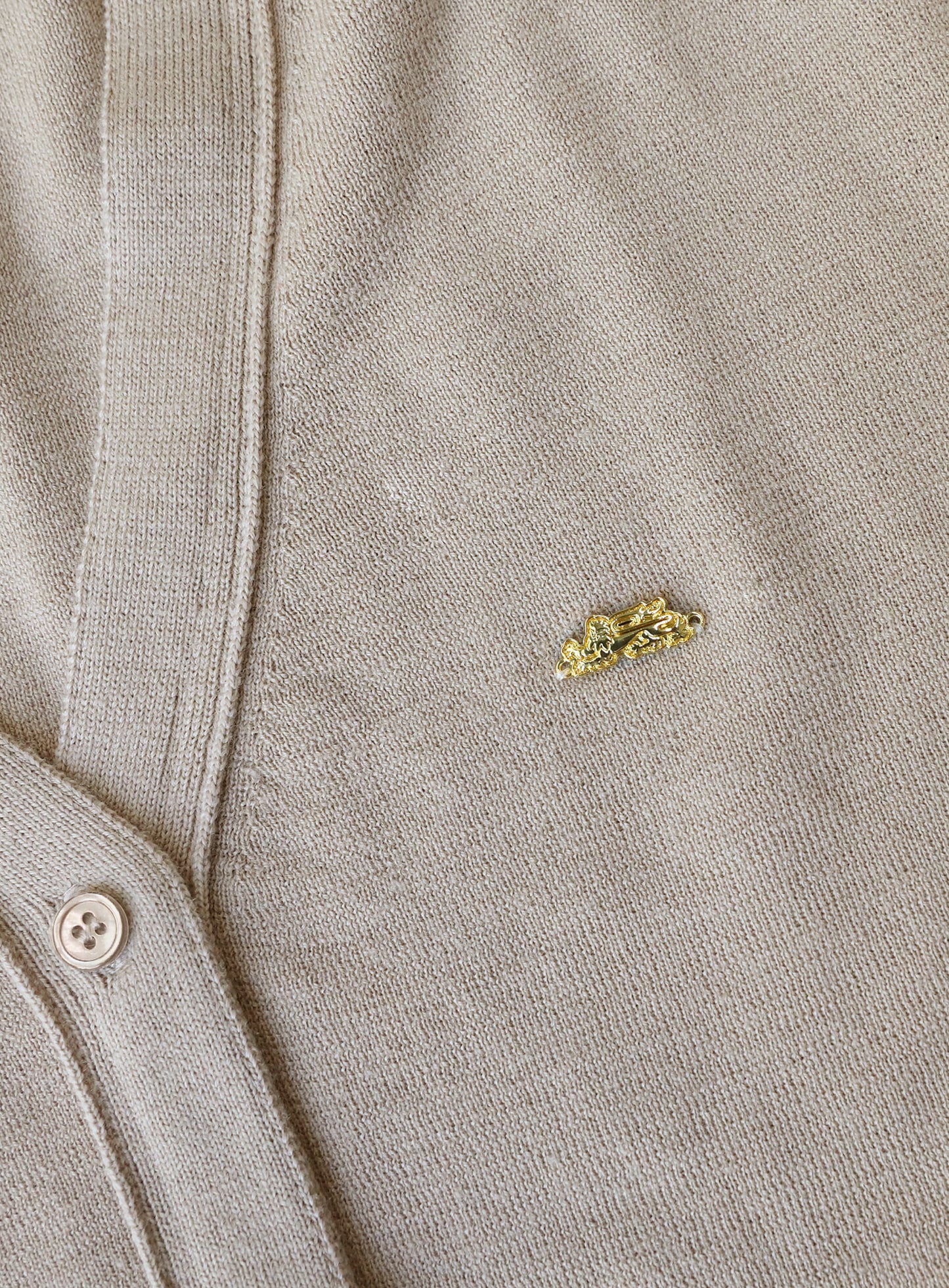 [w-knt26-016] Fine Merino Wool V-Neck Cardigan - Sand