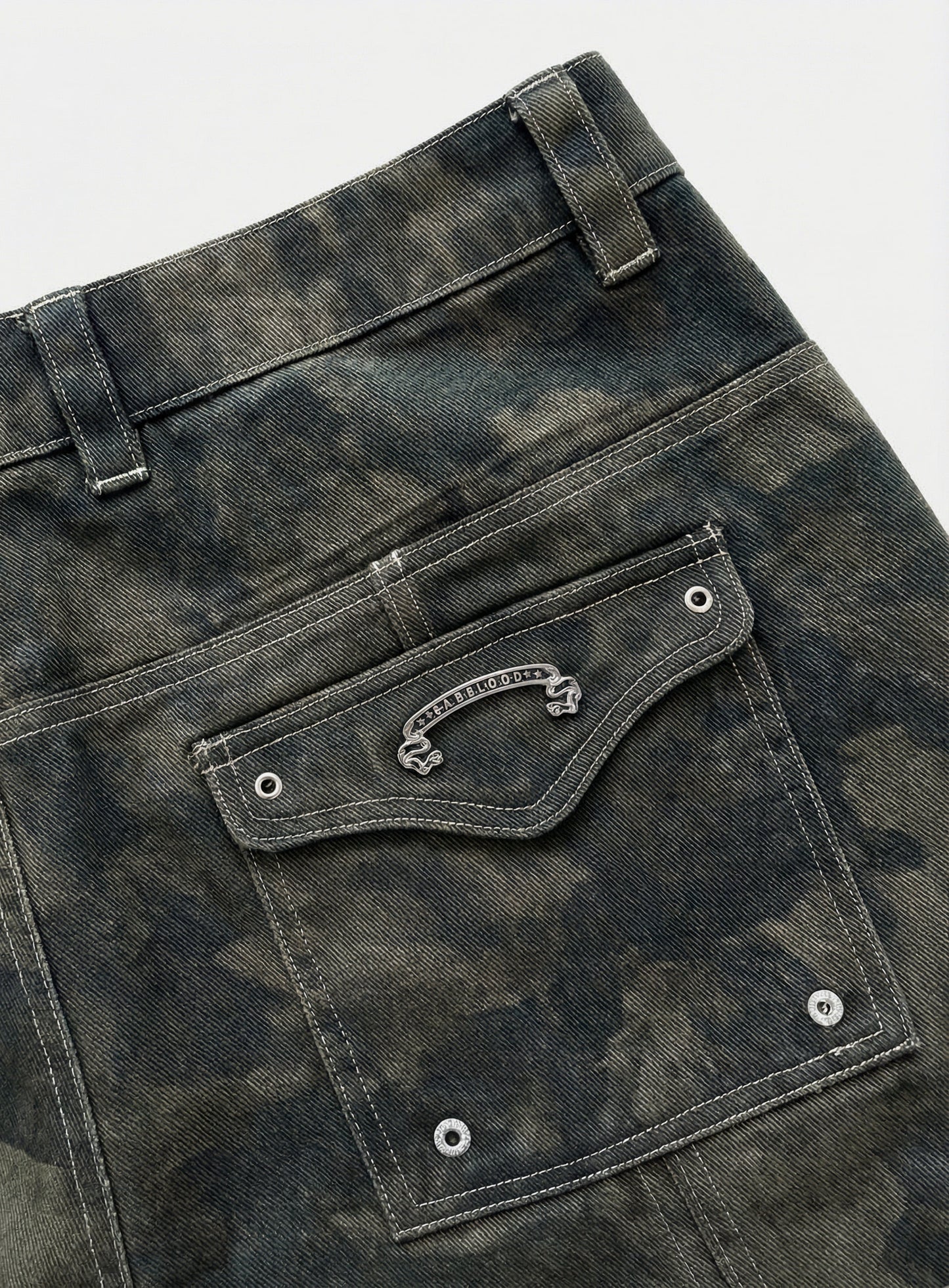 [w-pts26-069] Arc Curved Fit Cargo Pants - Camo