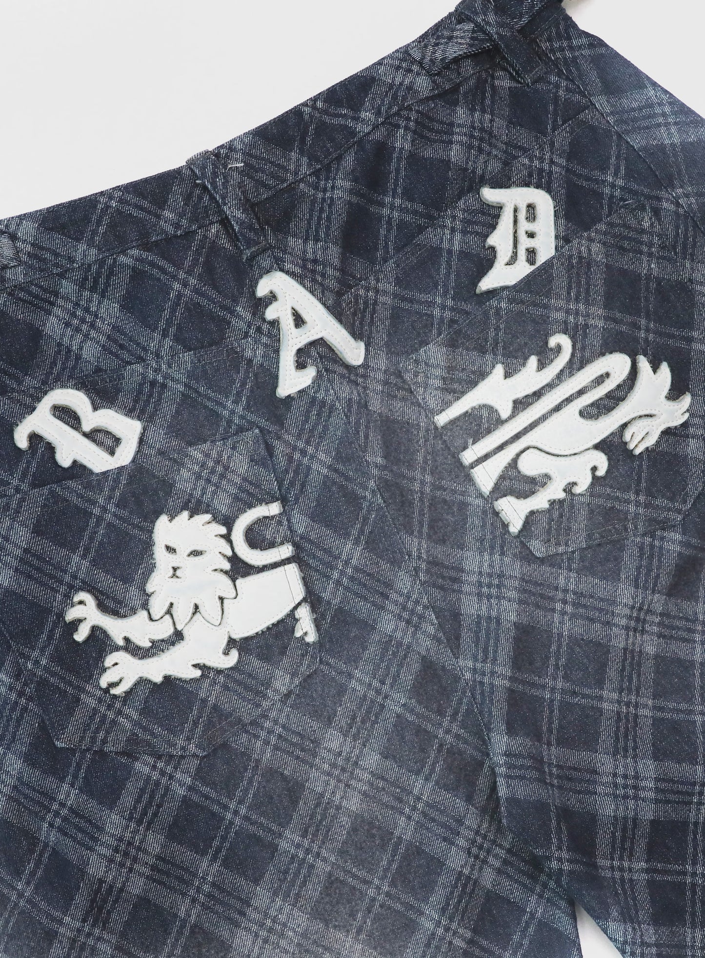 Lion Patch Washed Barrel Pants - Blue Denim Check