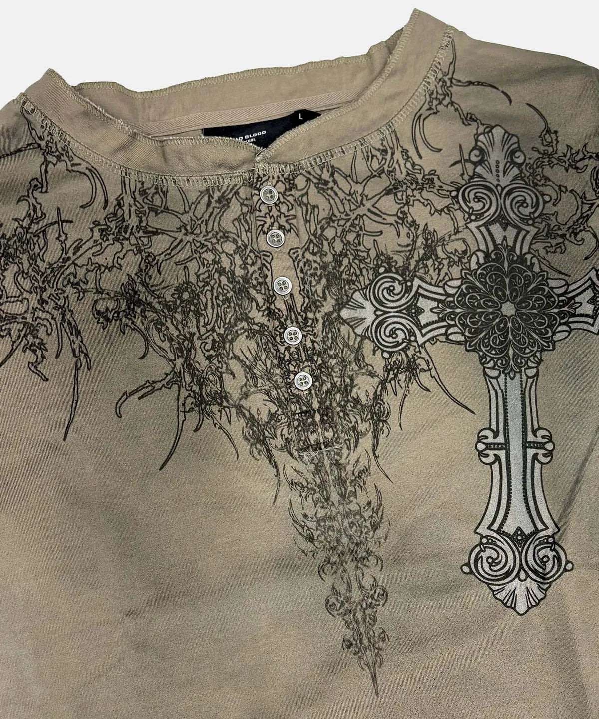[w-tee26-273] T.M.V. RELIC CROSS Workshop Henley Long Sleeve - Khaki