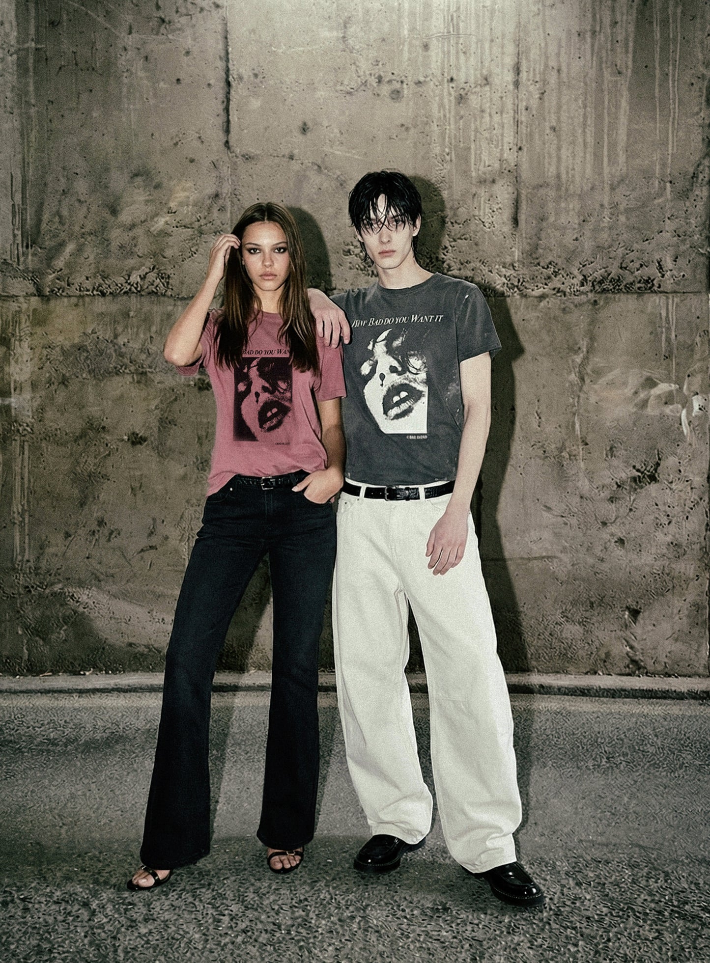 [w-tee26-143] Portrait of a Wild Thing Short Sleeve T-Shirt - Charcoal