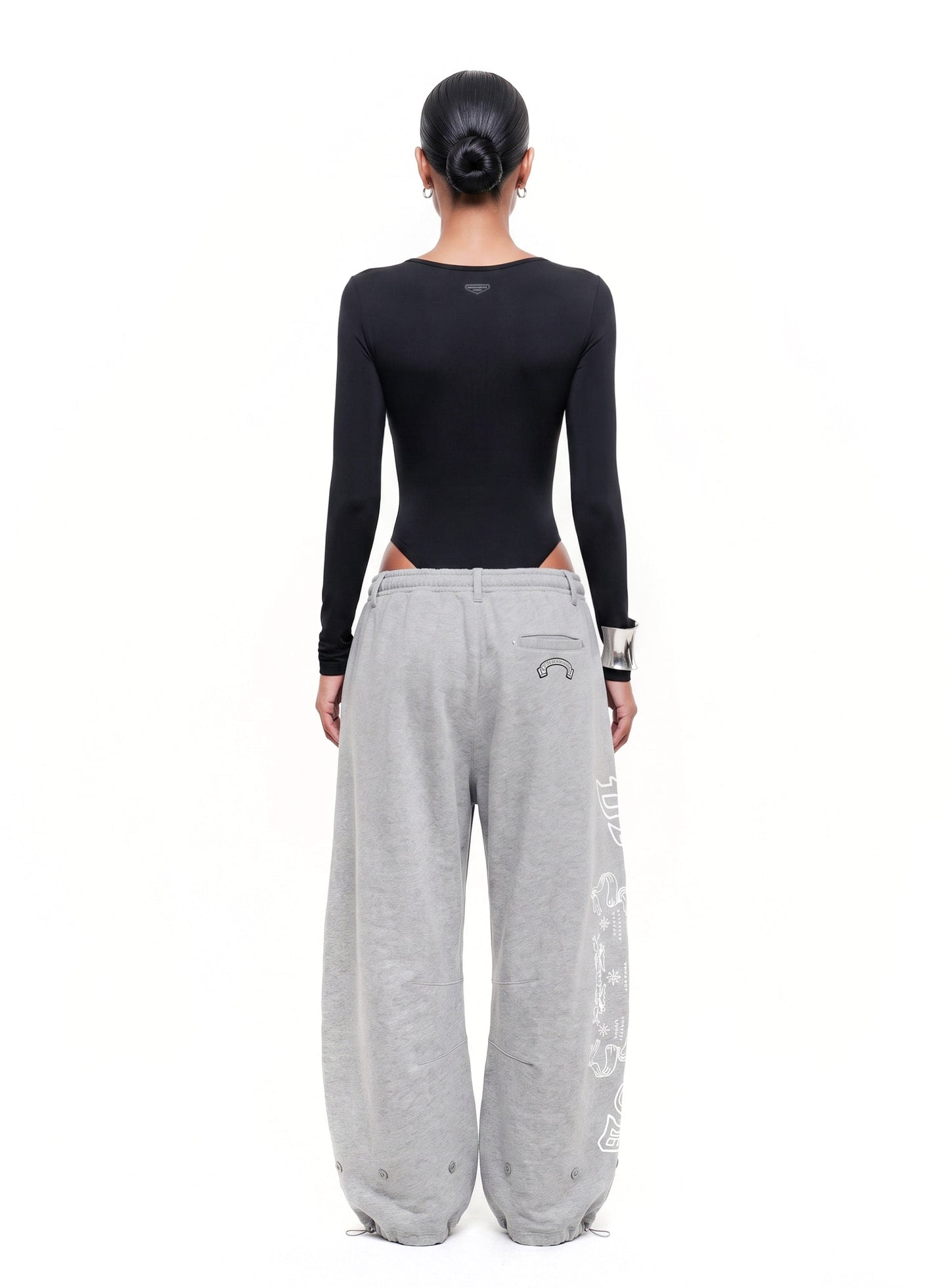 [w-jst26-015] Everyday Scoop Neck Bodysuit - Black