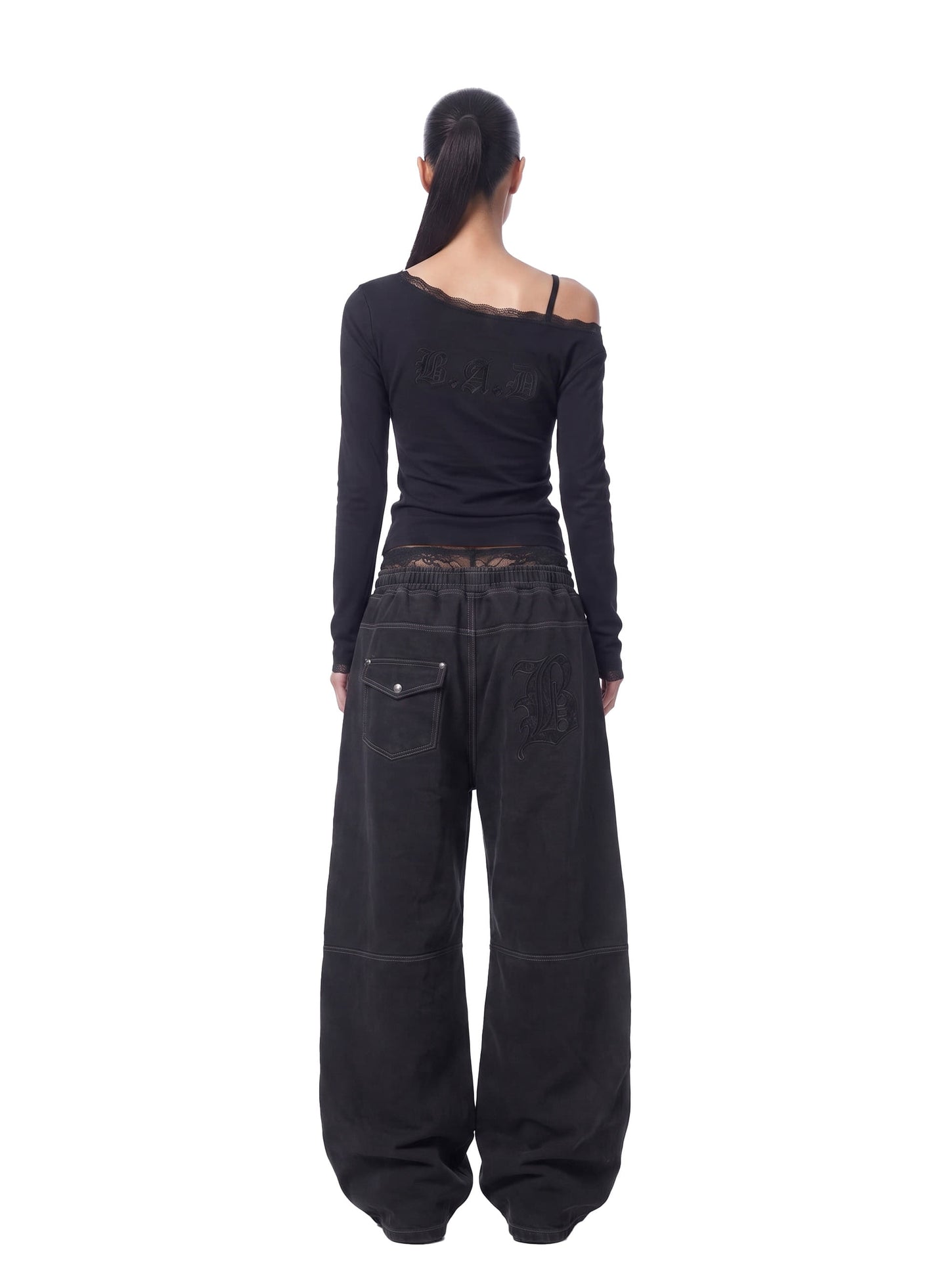 [w-tee26-177] Lace Layered Loose-Fit Long Sleeve T-Shirt - Black