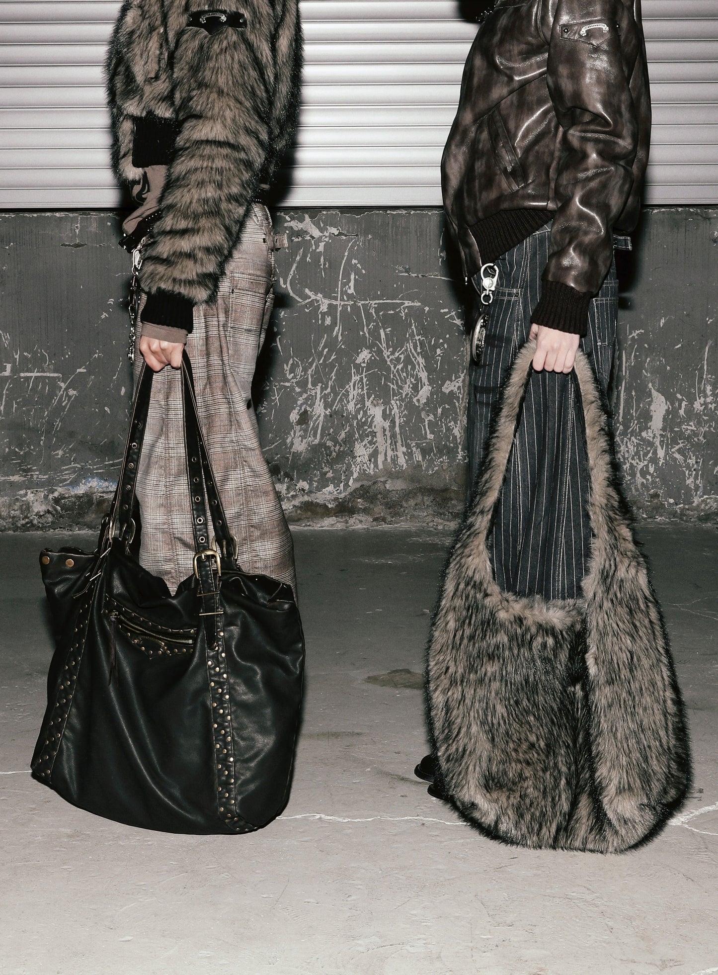 [w-bag25-010] Viper Fur Shoulder Bag - Coyote