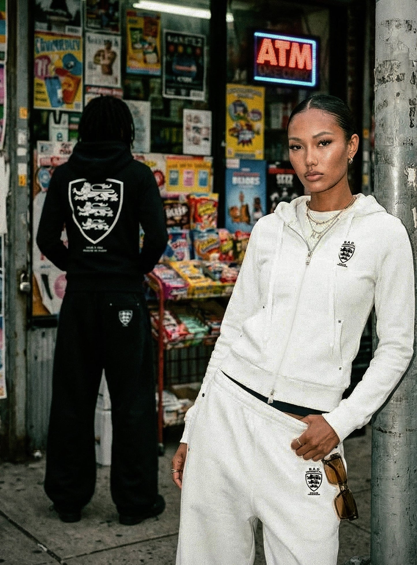 [w-hde26-027] Shield-M Slim Fit Zip-Up Hoodie - White